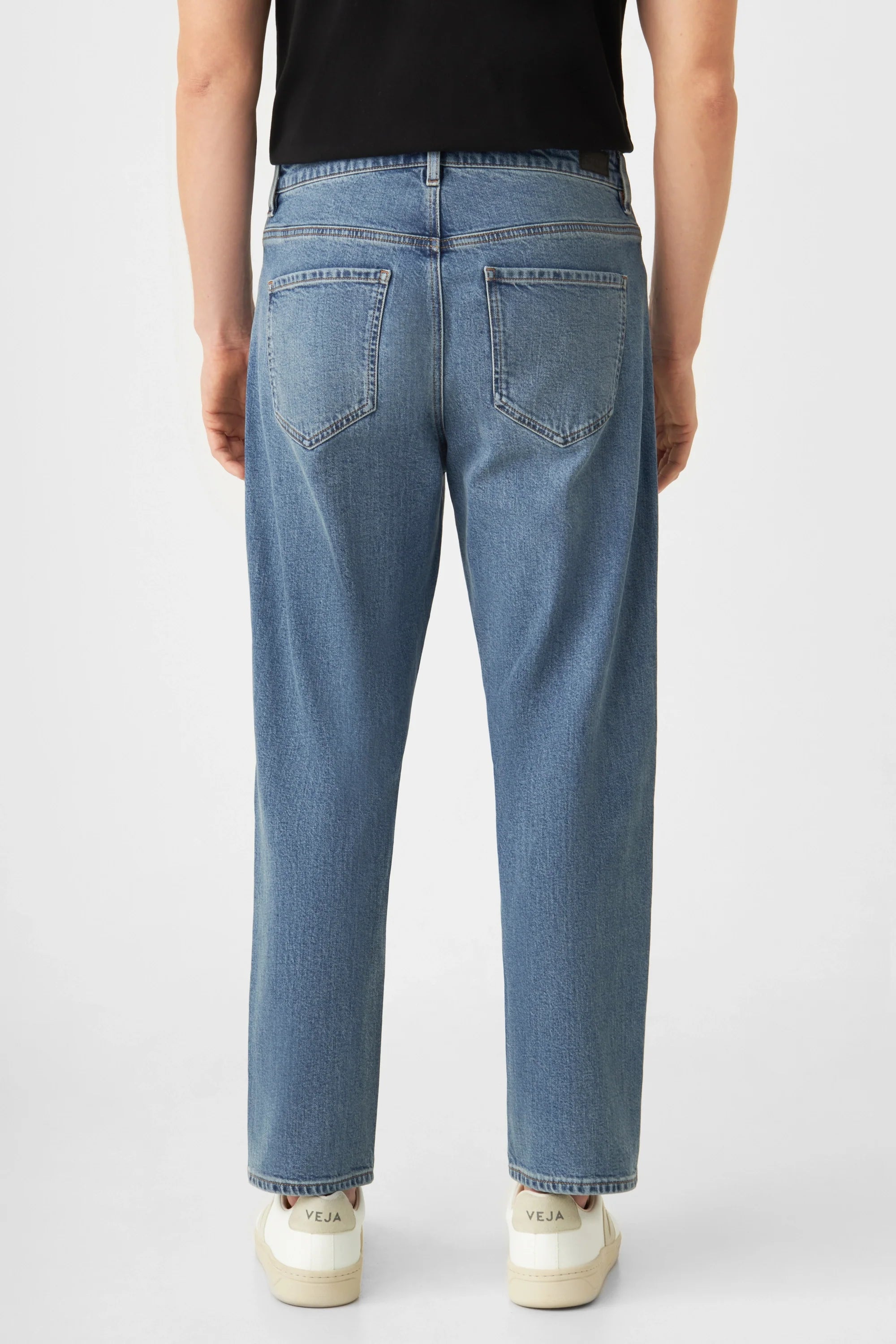 Blaue Jeans RISE Relaxed Tapered aus Bio-Baumwolle von Dawn Denim