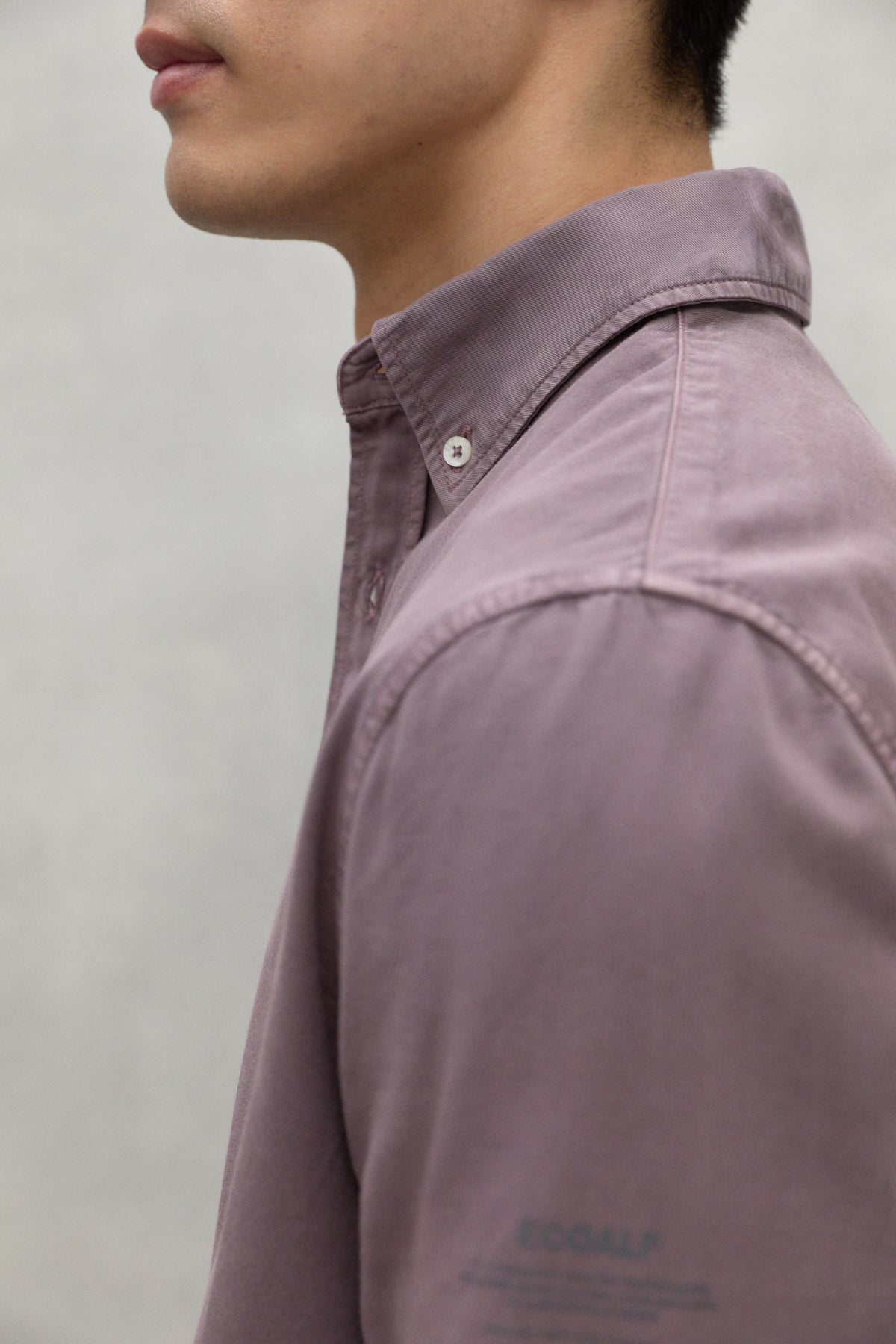 Shirt made of organic cotton and recycled cotton from ECOALF in rosé