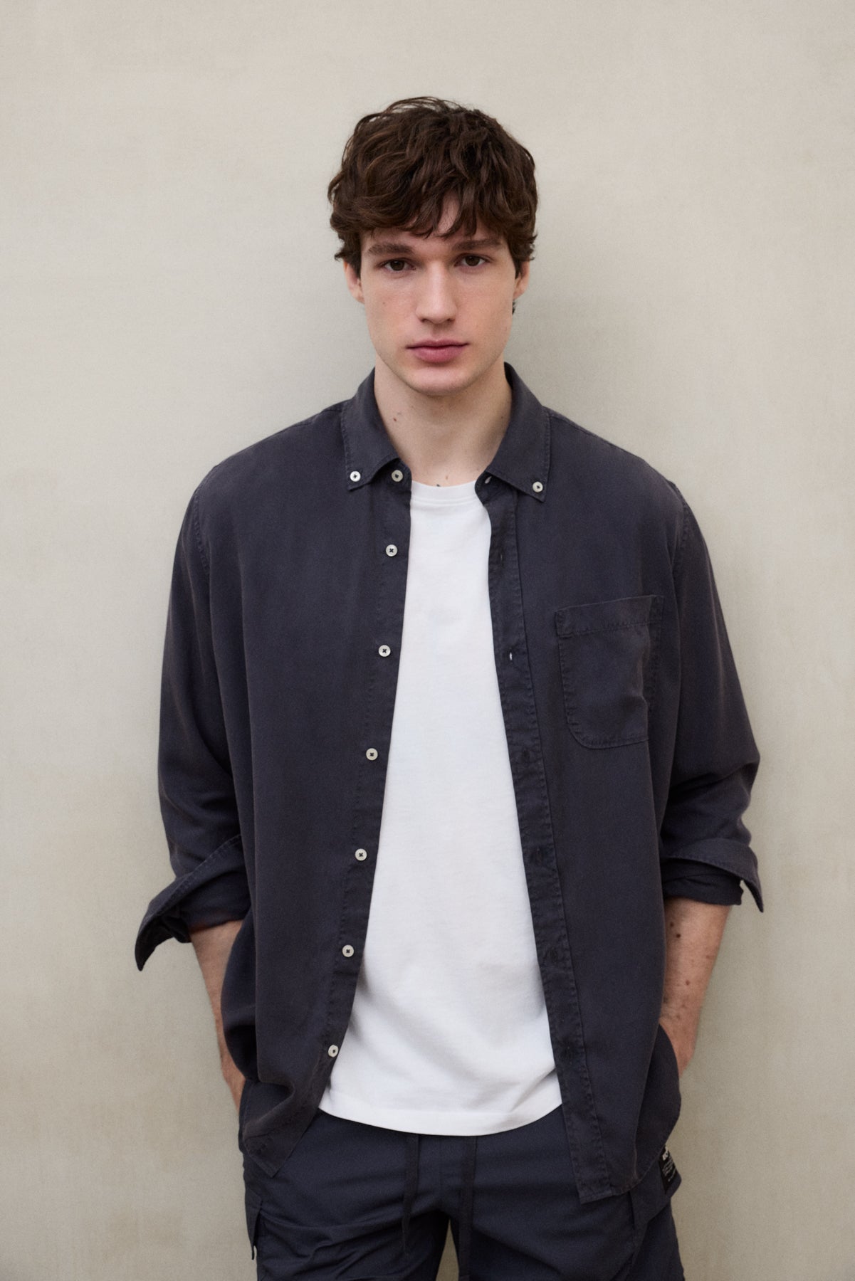 Shirt made of organic cotton and recycled cotton from ECOALF in deep navy