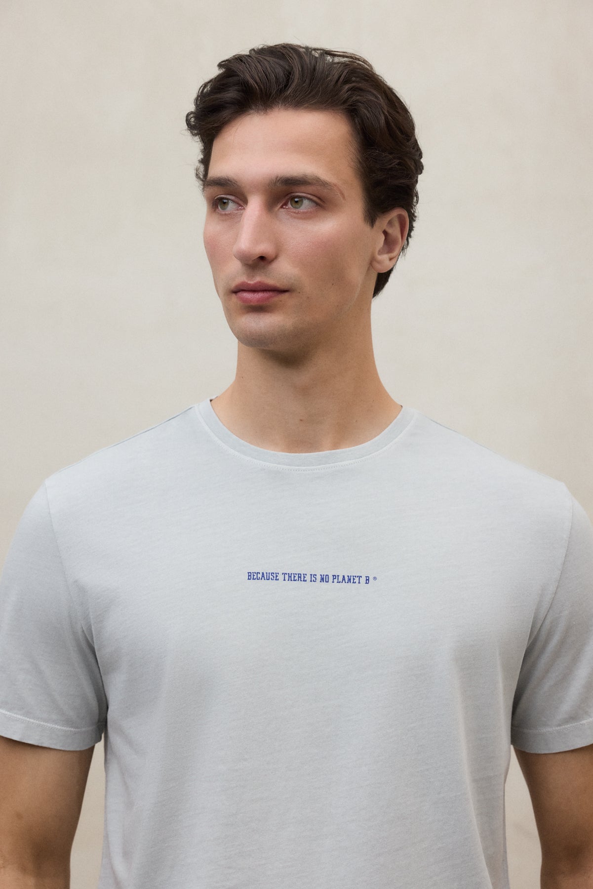 T-Shirt aus recycleter Baumwolle von ECOALF in ice mit Print