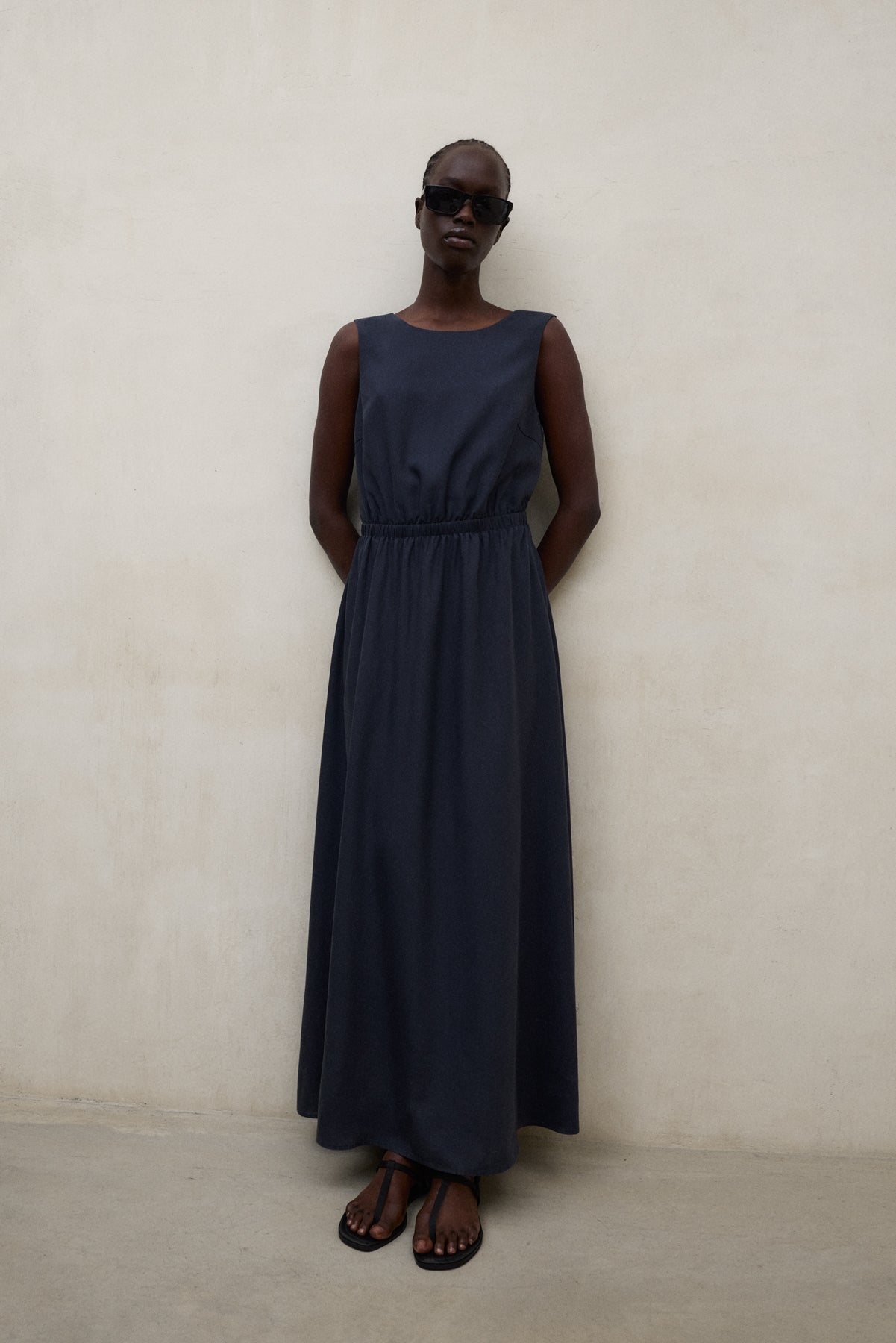 Kleid VITTORIA aus 100% TENCEL™ von ECOALF in dunkelblau