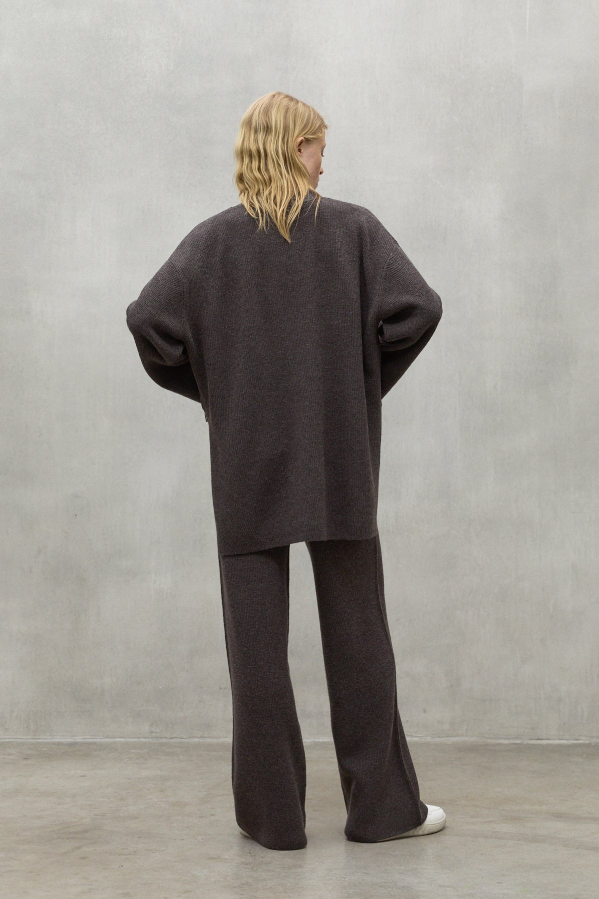 Elegant knitted sweater made of 100% recycled cotton by ECOALF in dark brown