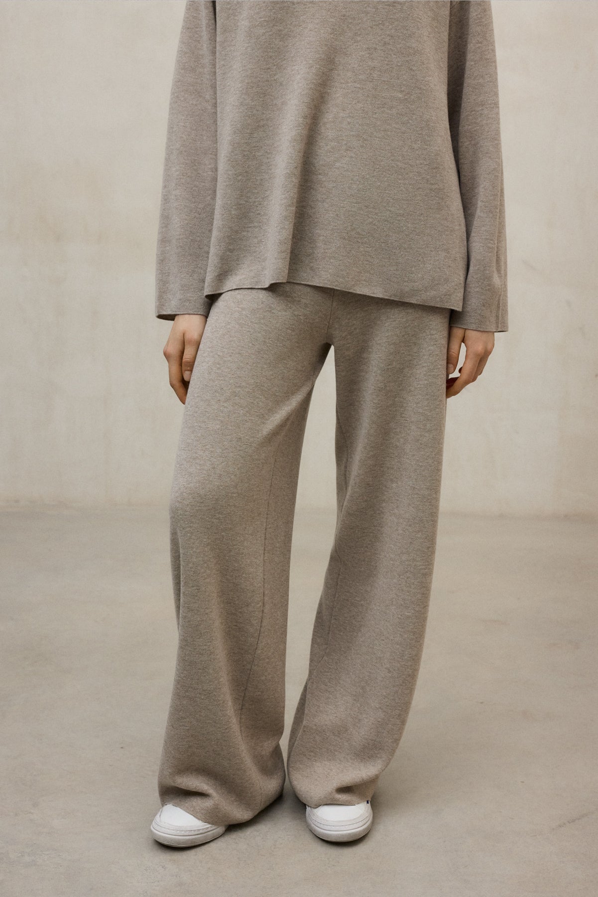 Strick Hose aus recycleter Wolle und Tencel™ von ECOALF in beige