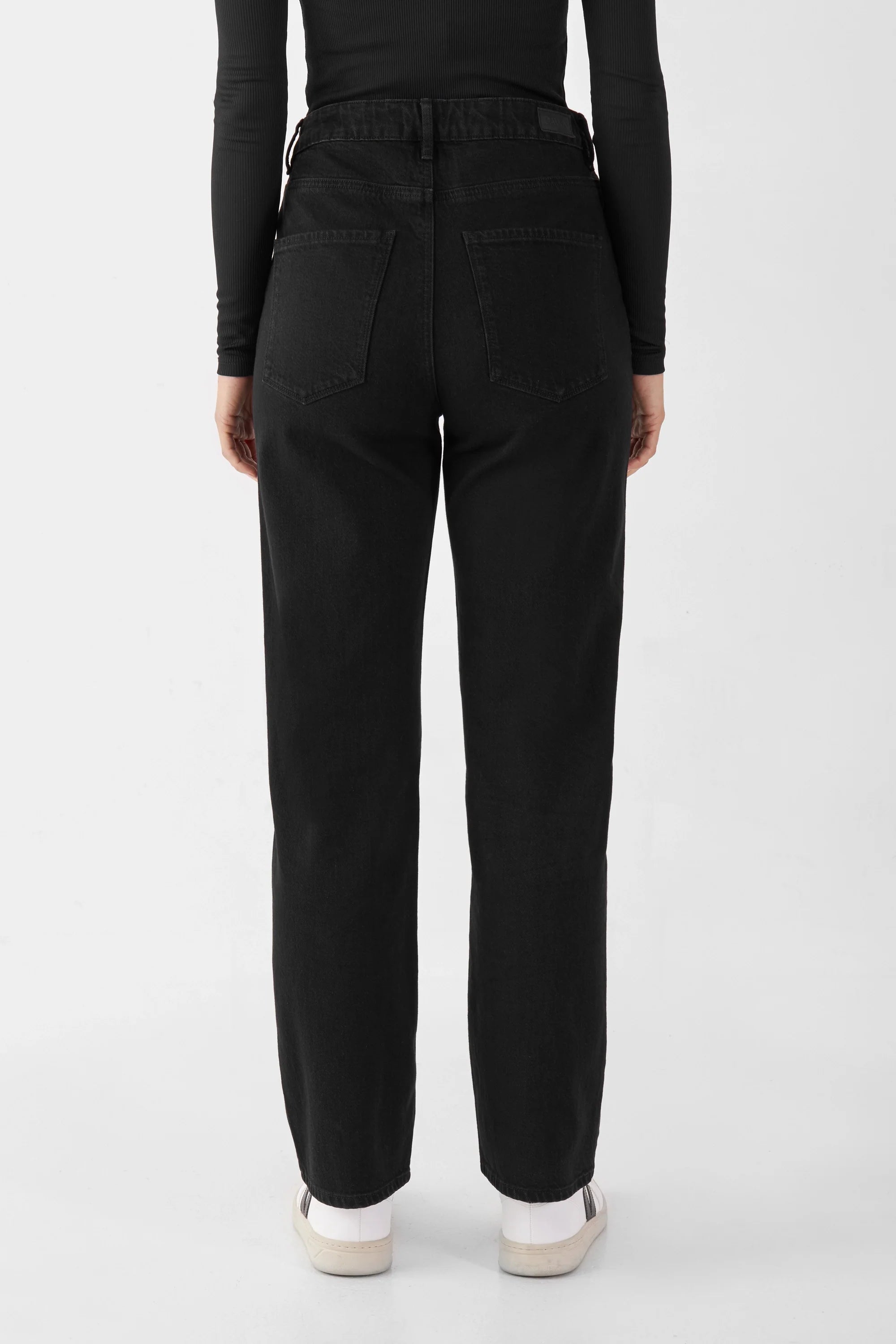 Black MORNING Regular Straight jeans made from organic cotton by Dawn Denim