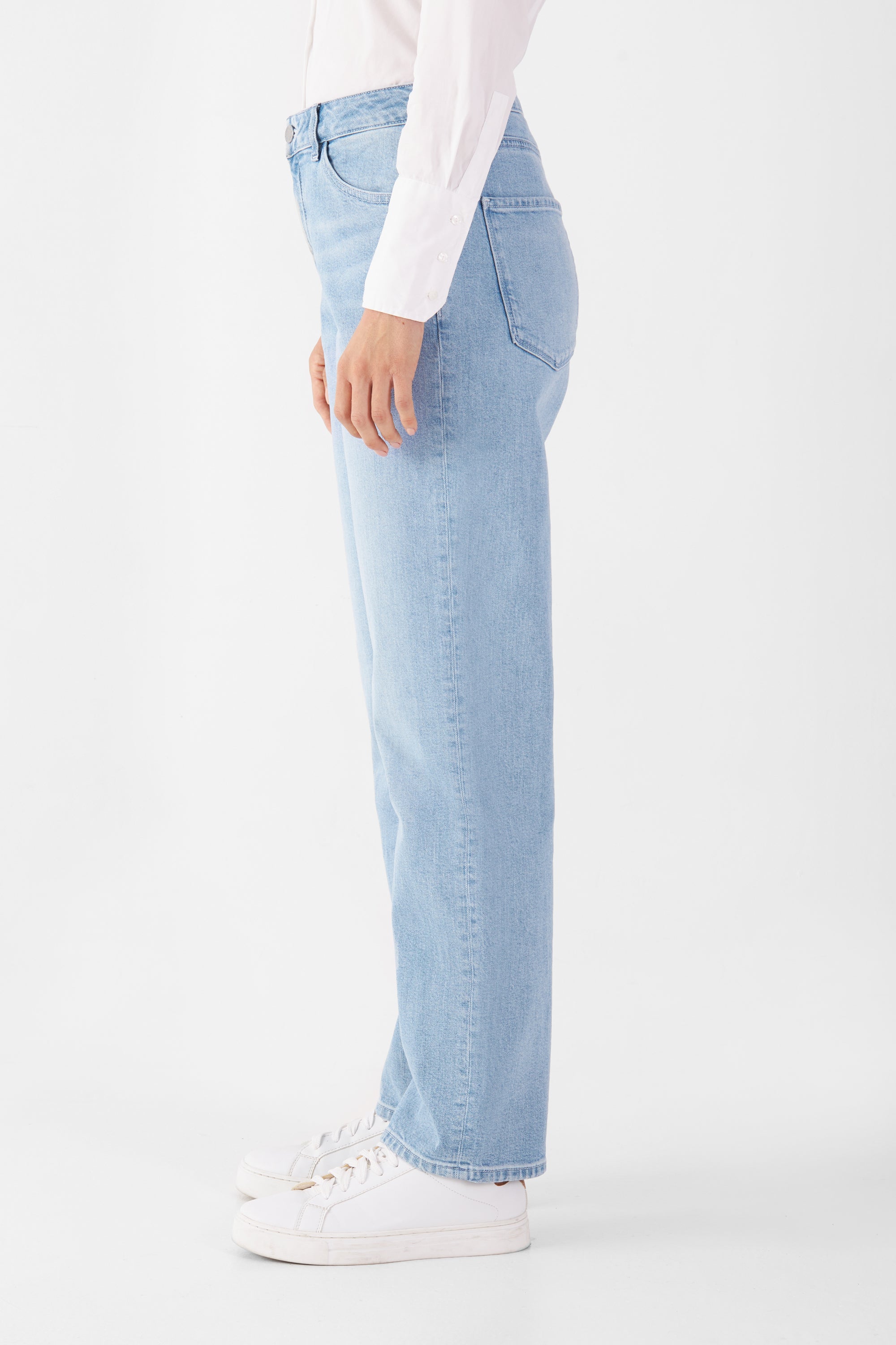 Light blue MORNING Regular Straight jeans made from organic cotton by Dawn Denim
