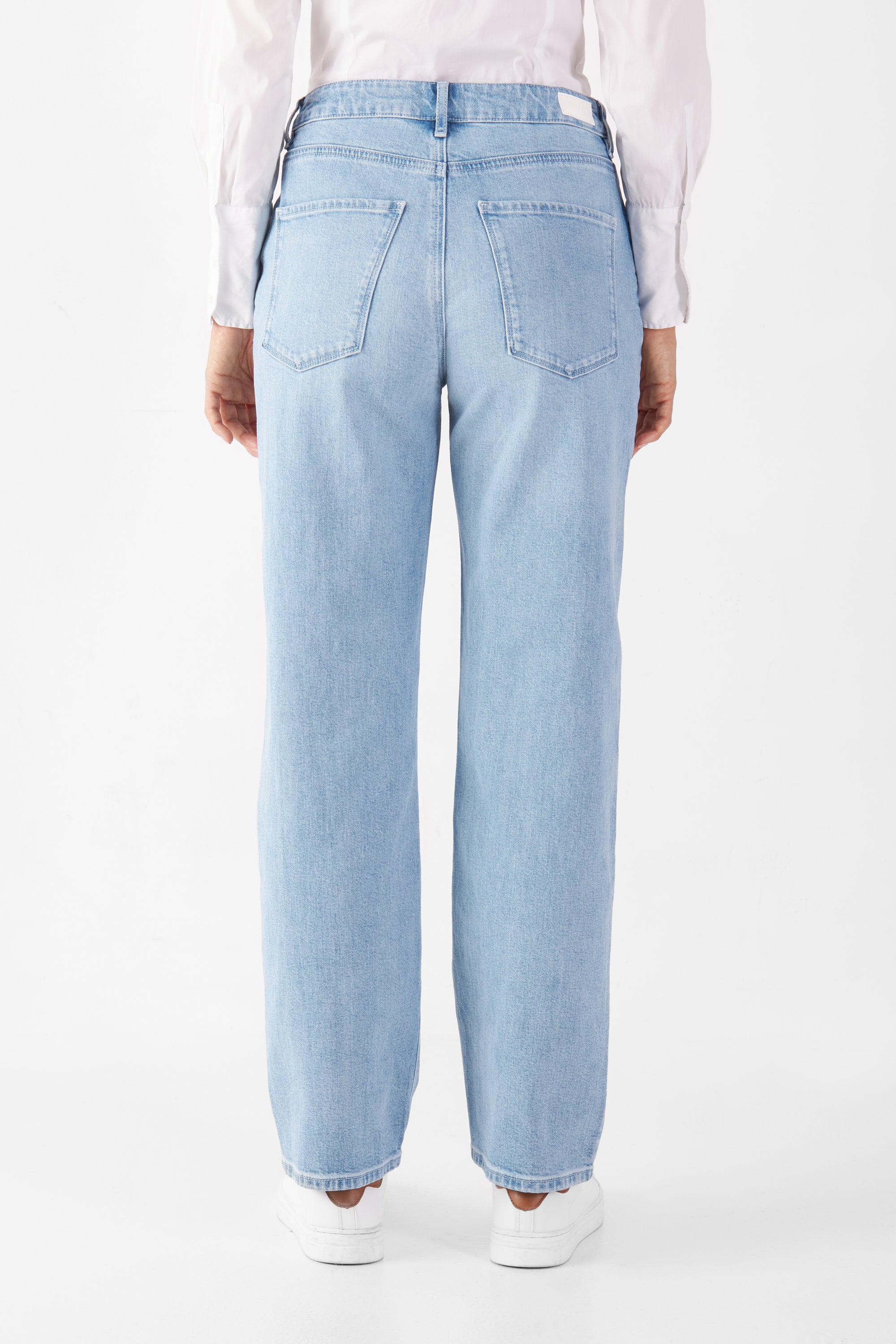 Light blue MORNING Regular Straight jeans made from organic cotton by Dawn Denim