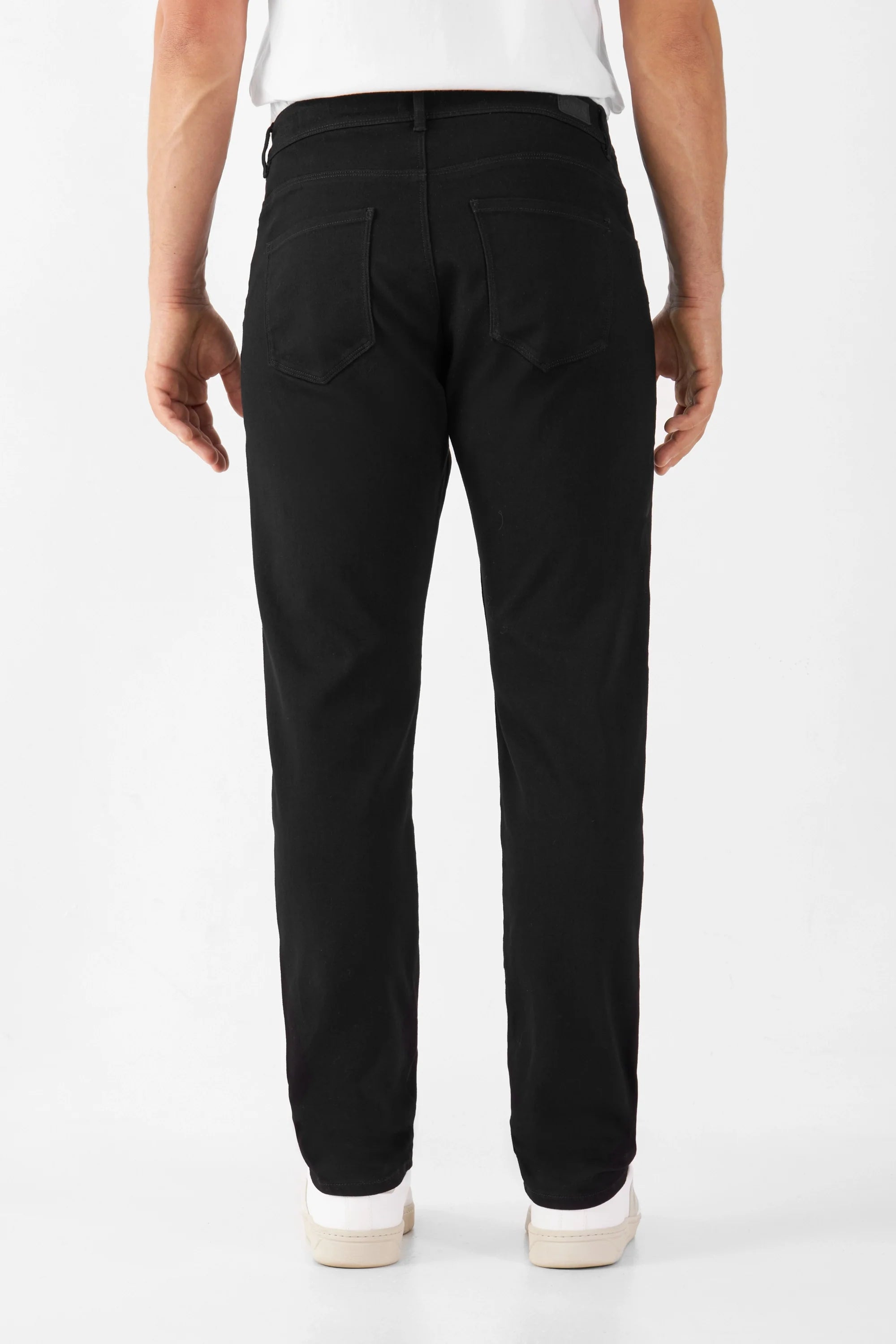 Schwarze Jeans MORROW aus Bio-Baumwolle von Dawn Denim