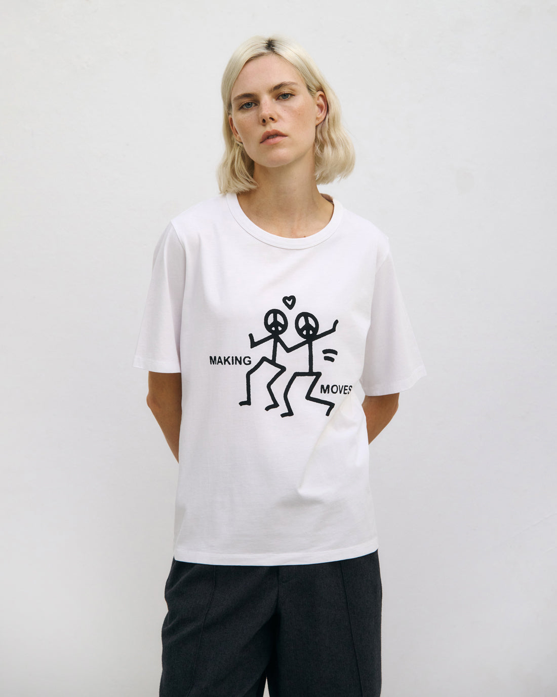 Weisses T-Shirt Making Moves aus 100% Bio-Baumwolle von Rotholz