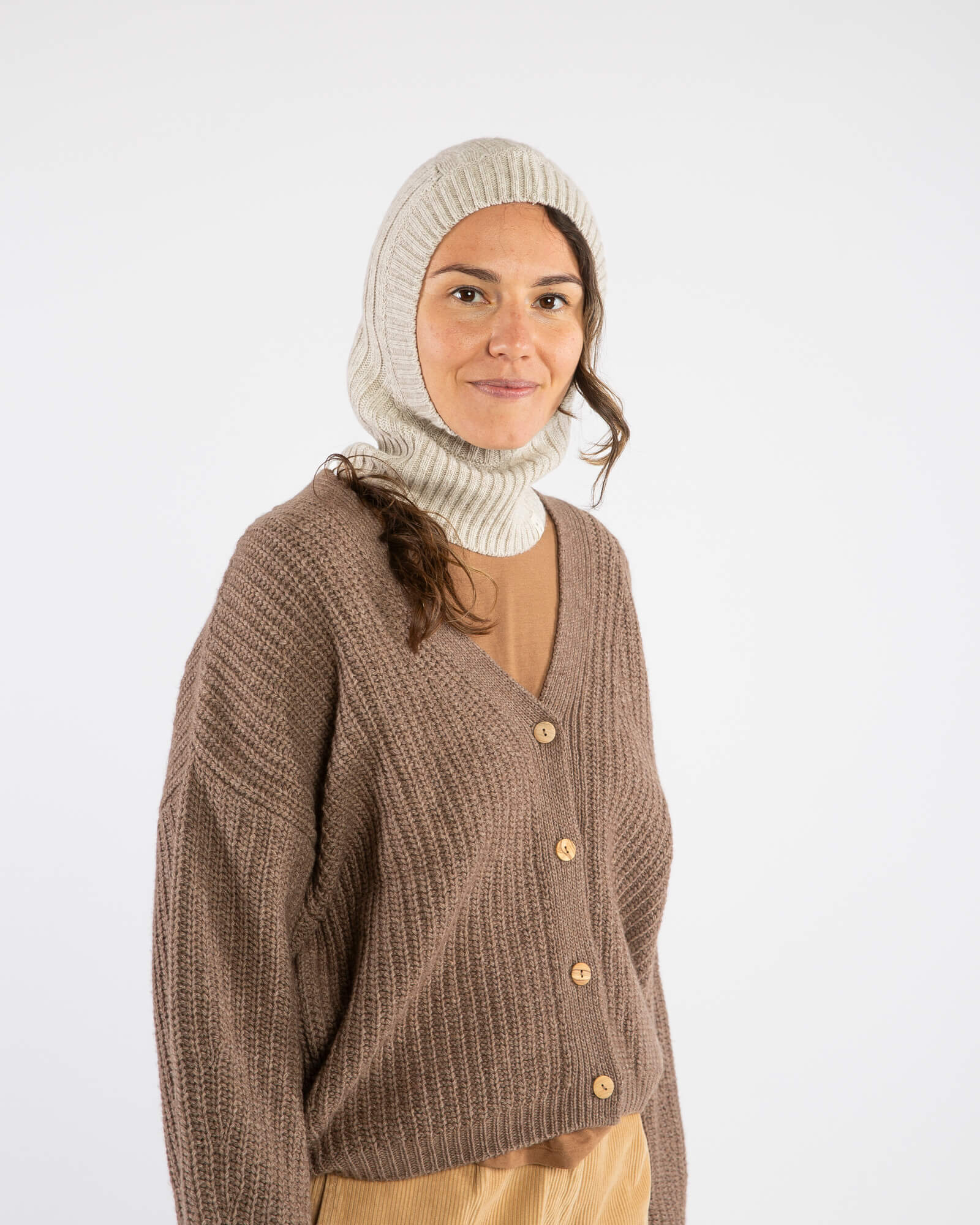 Beige Balaclava salt aus Bio-Wolle von Matona