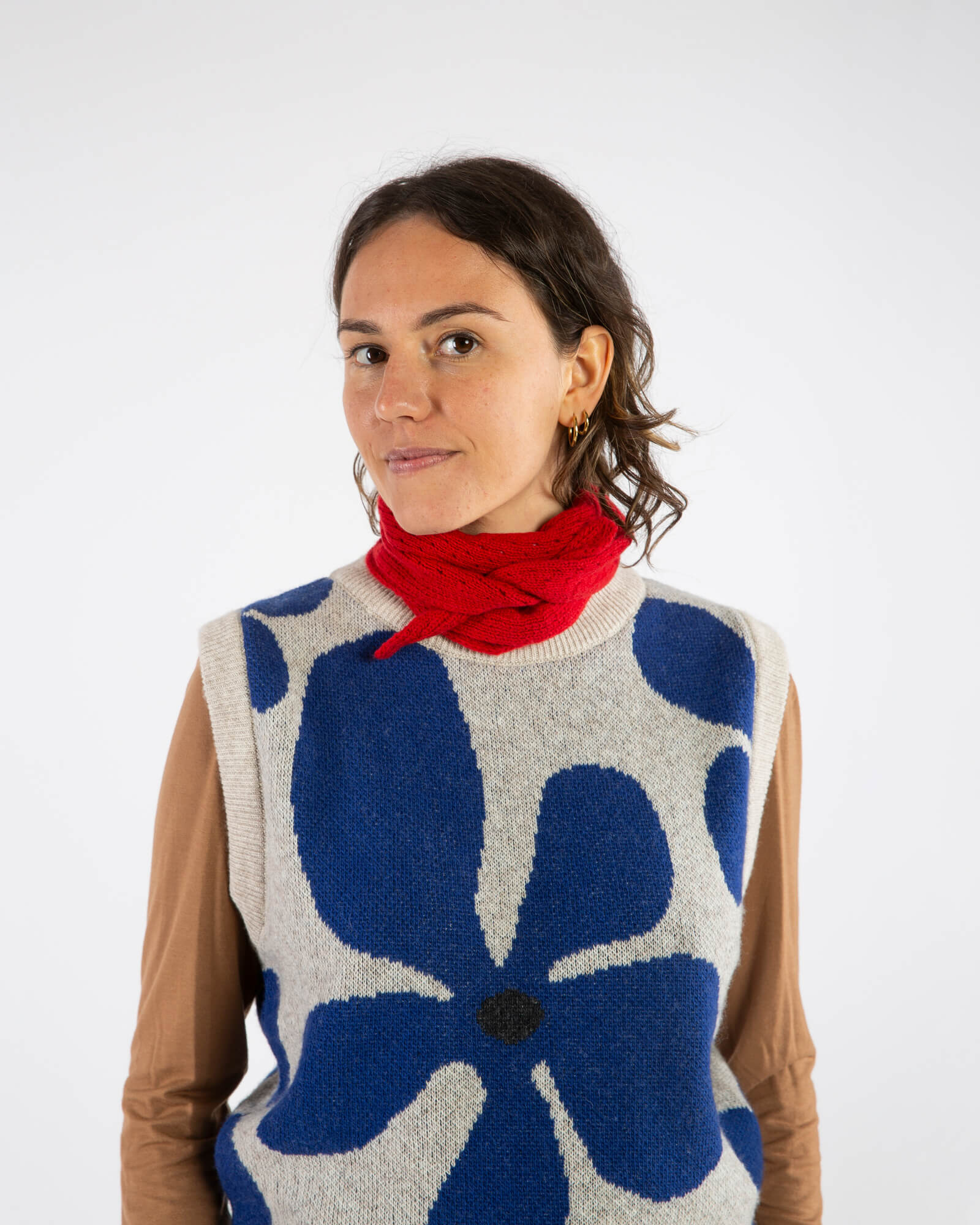 Rotes Bandana poppy aus Bio-Wolle von Matona