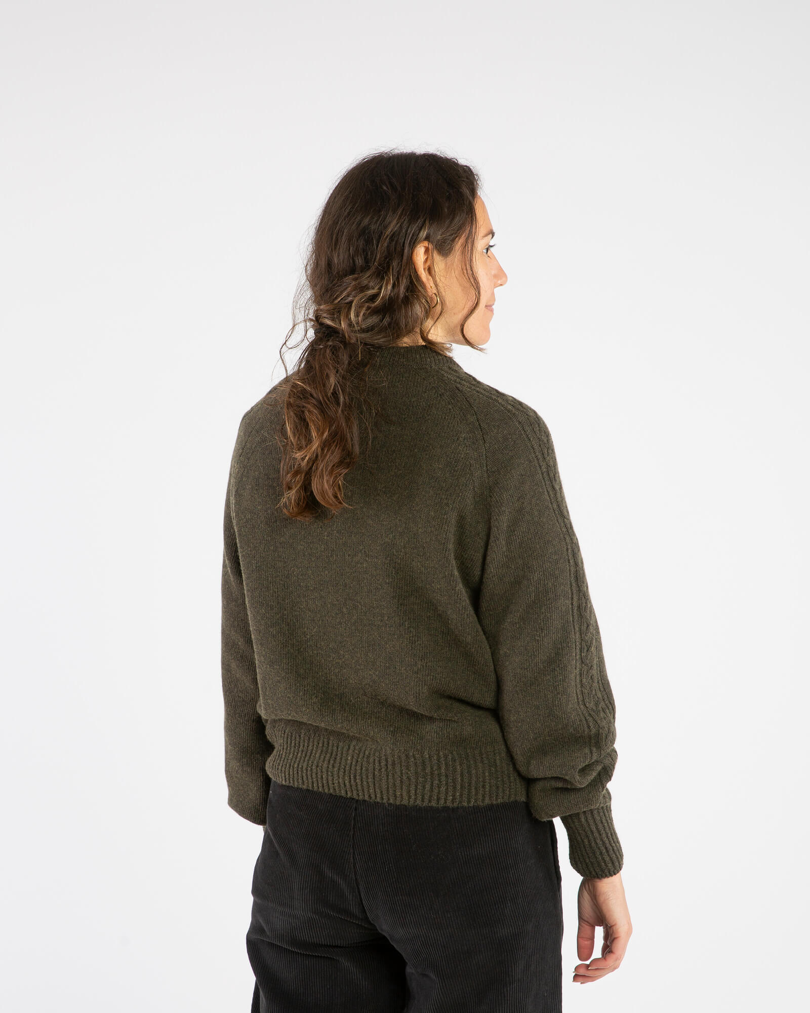 Grüner Strickpullover olive aus Bio-Baumwolle von Matona