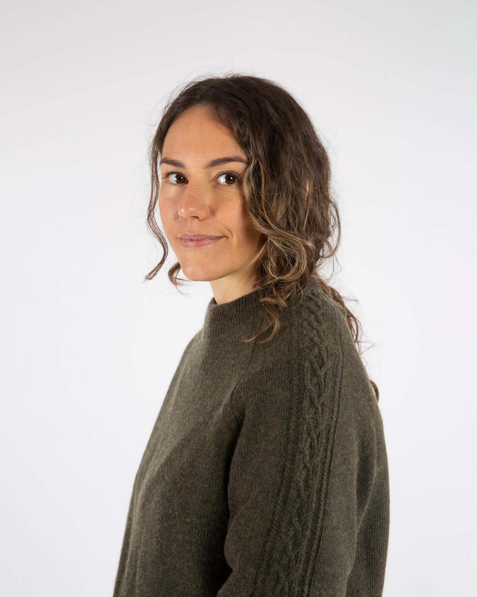 Grüner Strickpullover olive aus Bio-Baumwolle von Matona