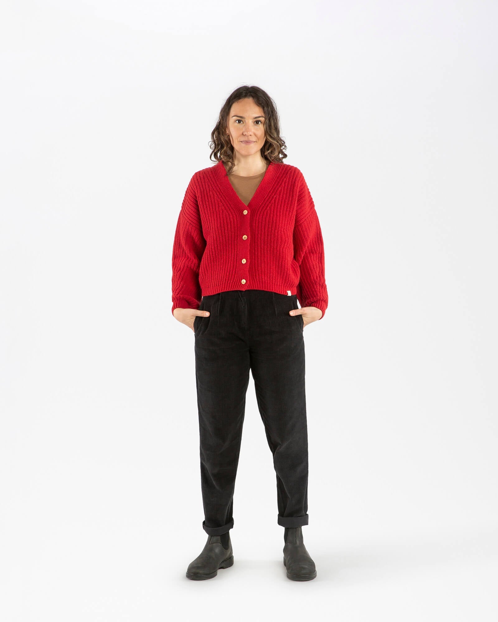 Rote Strickjacke Poppy aus Bio-Wolle von Matona