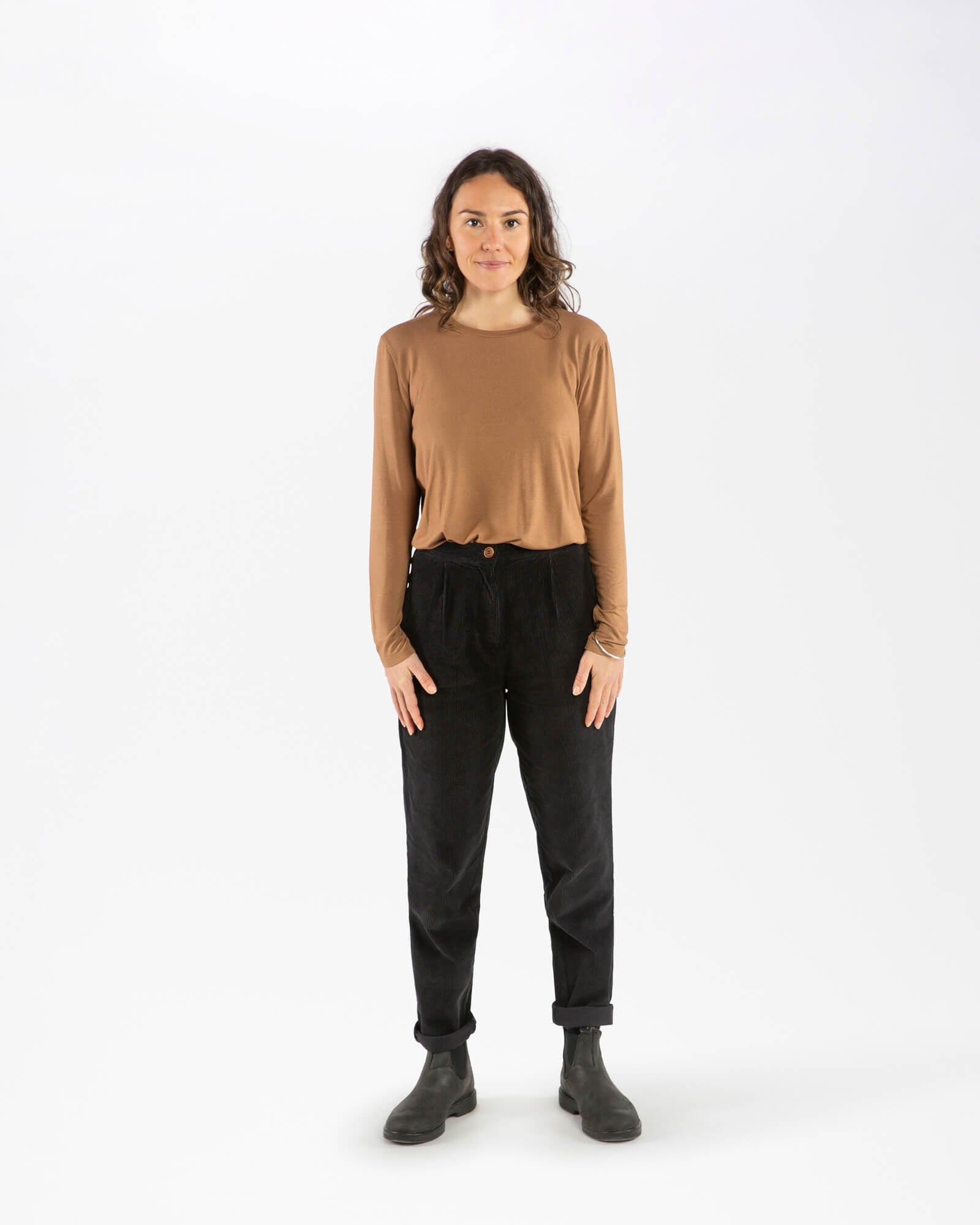 Hellbraunes Langarmshirt aus Modal von Matona