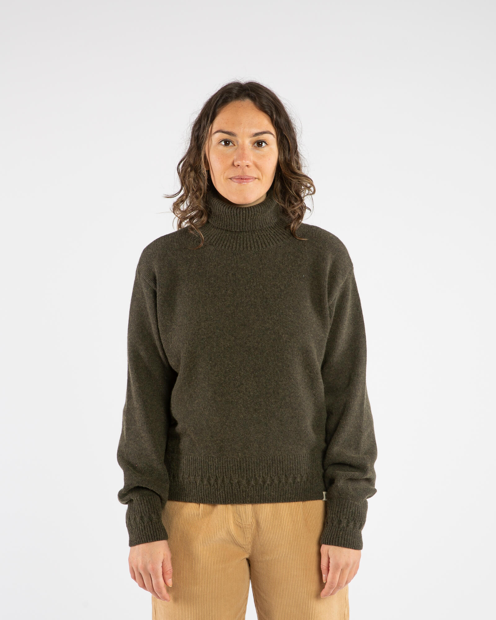 Grüner Rollkragenpullover aus Bio-Wolle von Matona