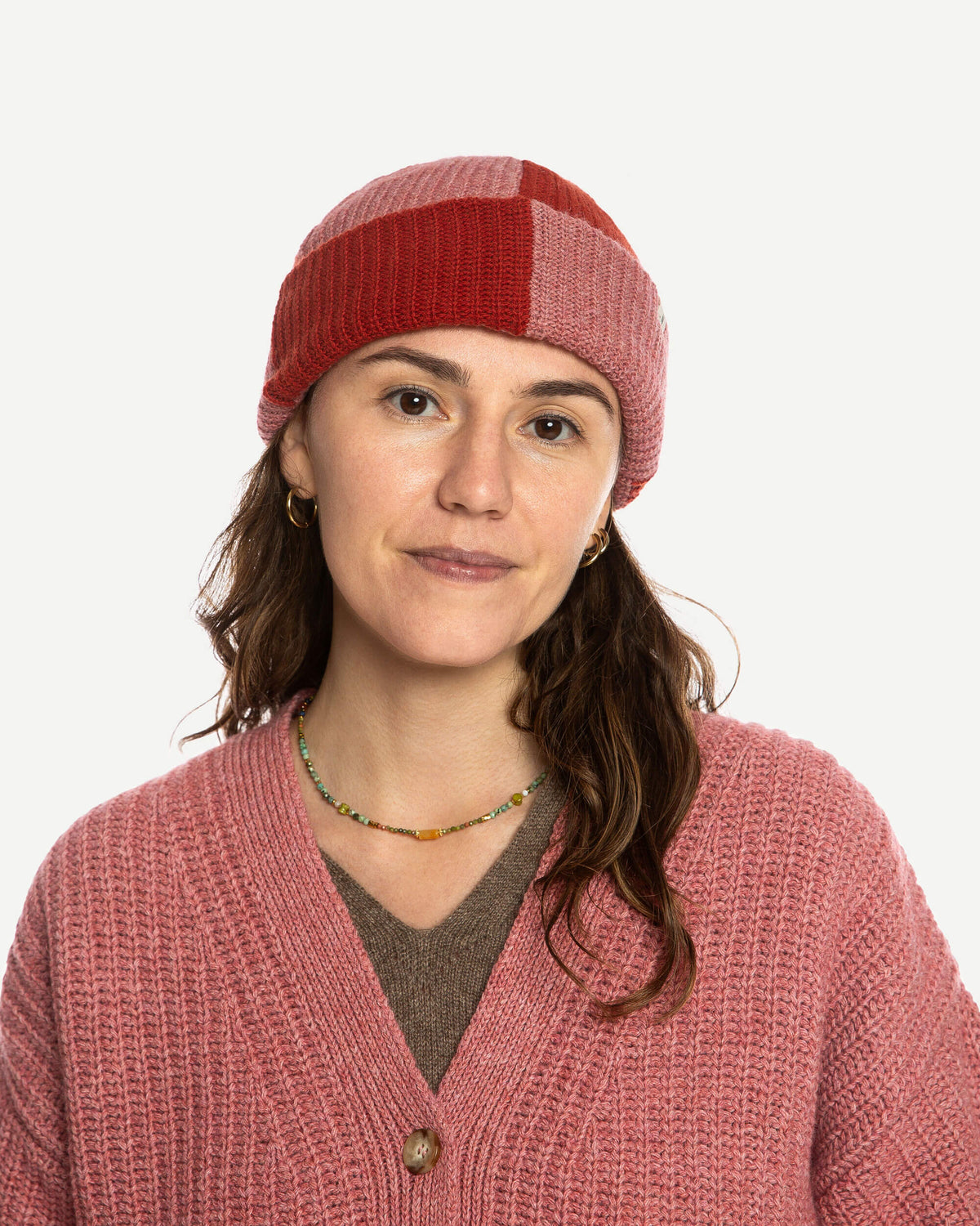 Rosa - Cranberry Mütze Fisherman aus Bio-Wolle von Matona