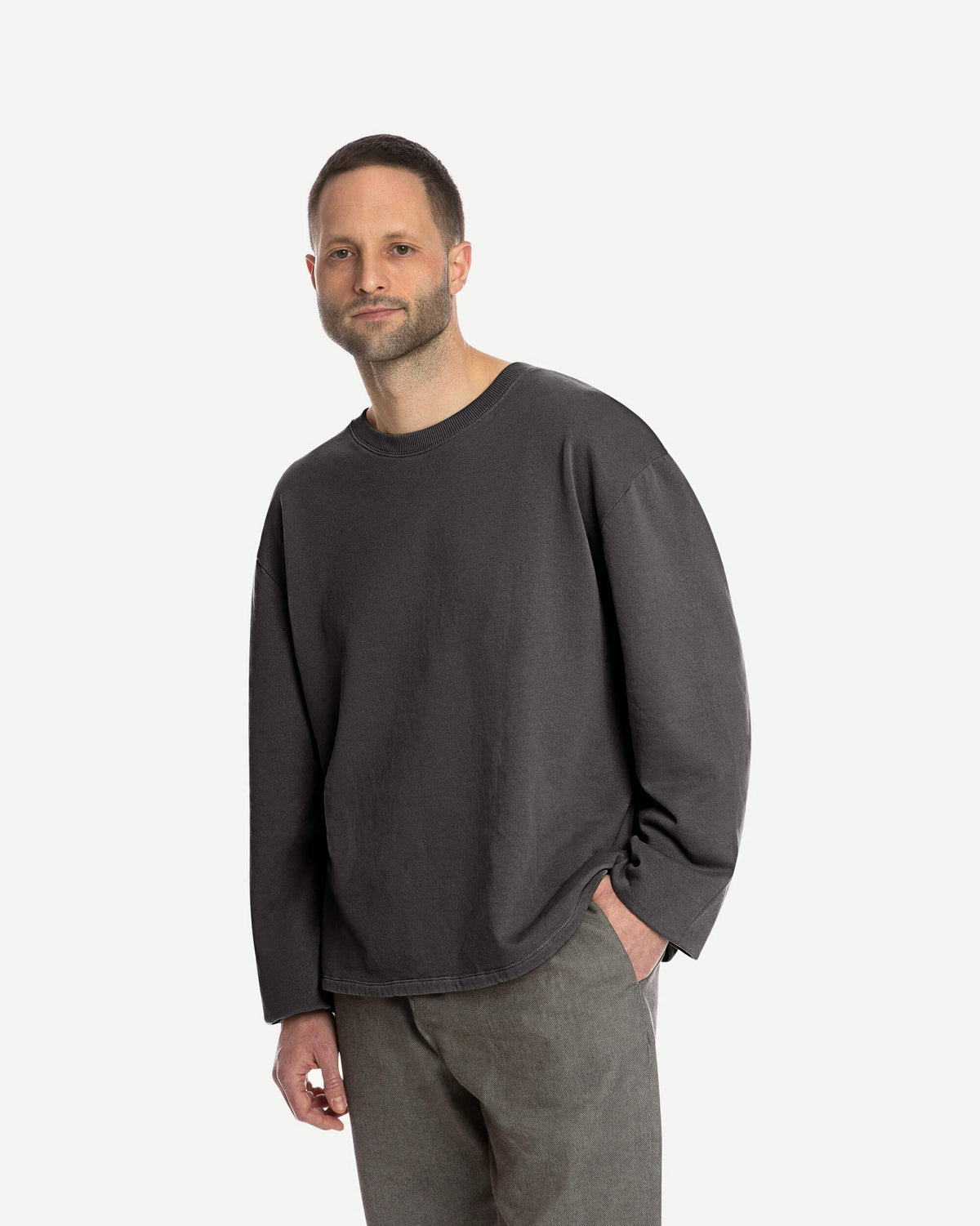 Schwarzes Fleece-Sweatshirt aus 100% Bio-Baumwolle von Matona