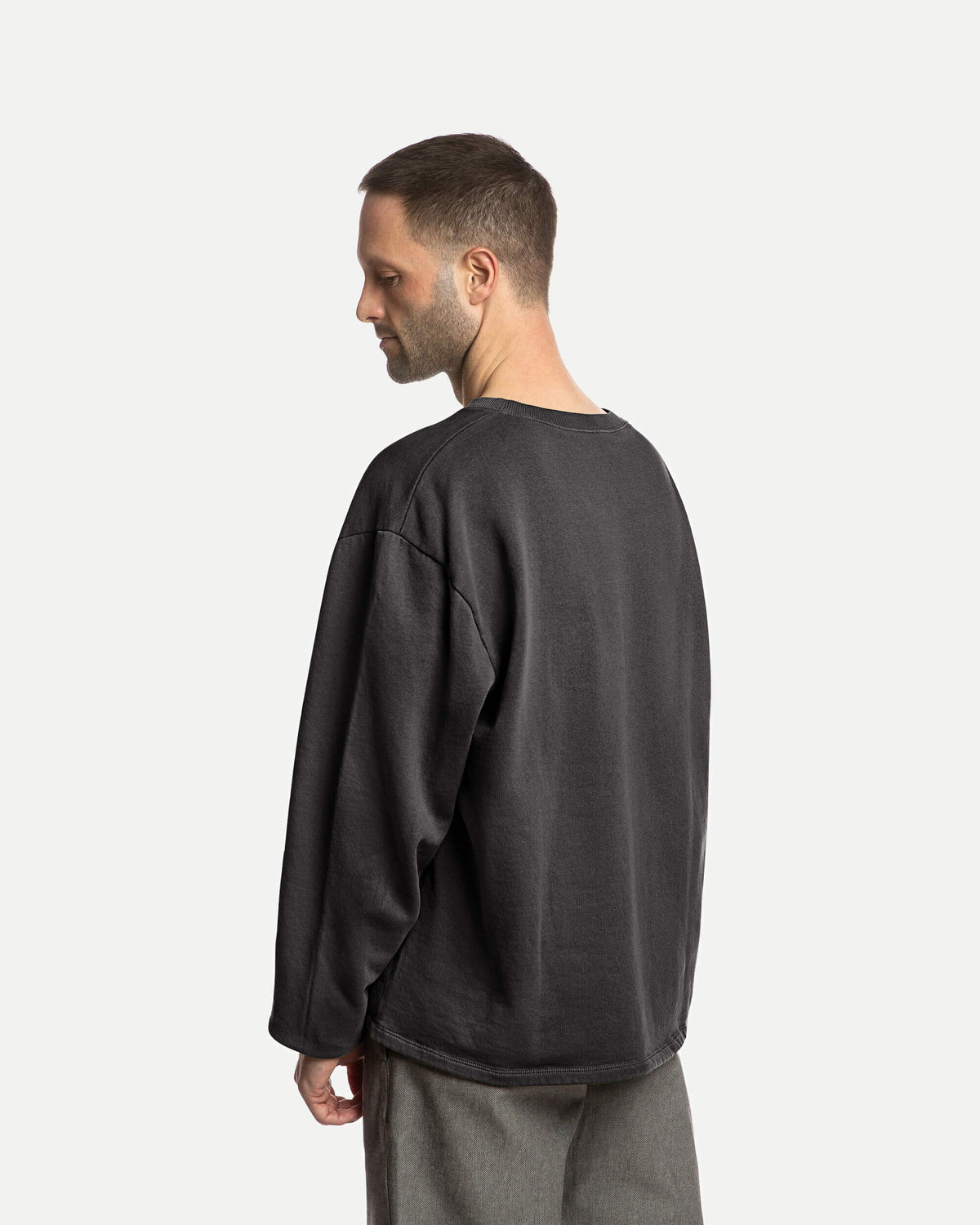 Schwarzes Fleece-Sweatshirt aus 100% Bio-Baumwolle von Matona
