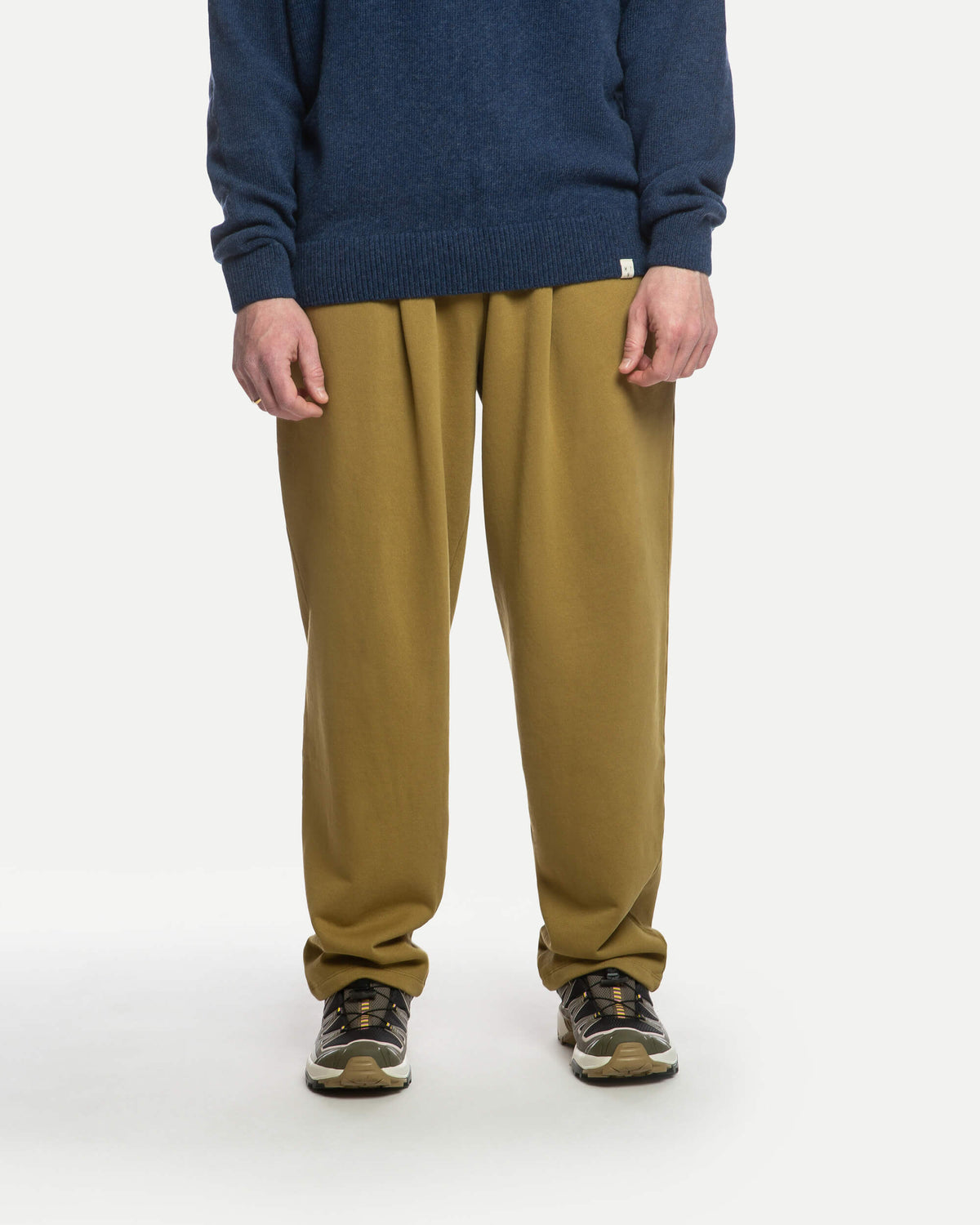 Gelbe Sweatpants Pleated aus 100% Bio-Baumwolle von Matona