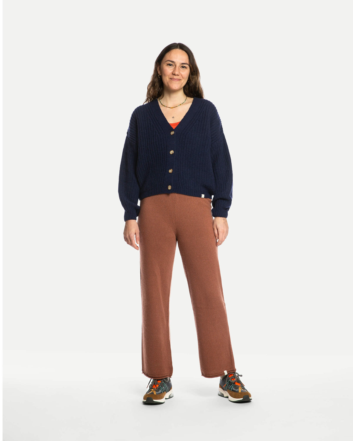 Dunkelblaue Strickjacke aus Bio-Wolle von Matona