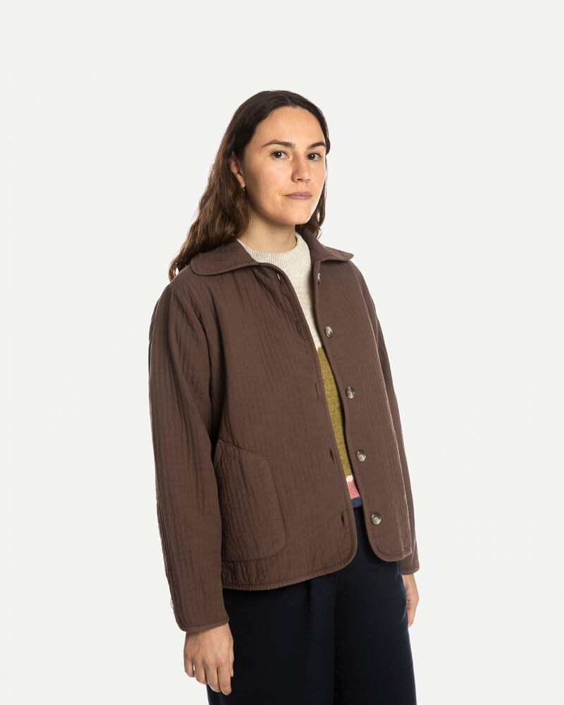 Braune Jacke Quilted aus 100% recycelter Baumwolle von Matona