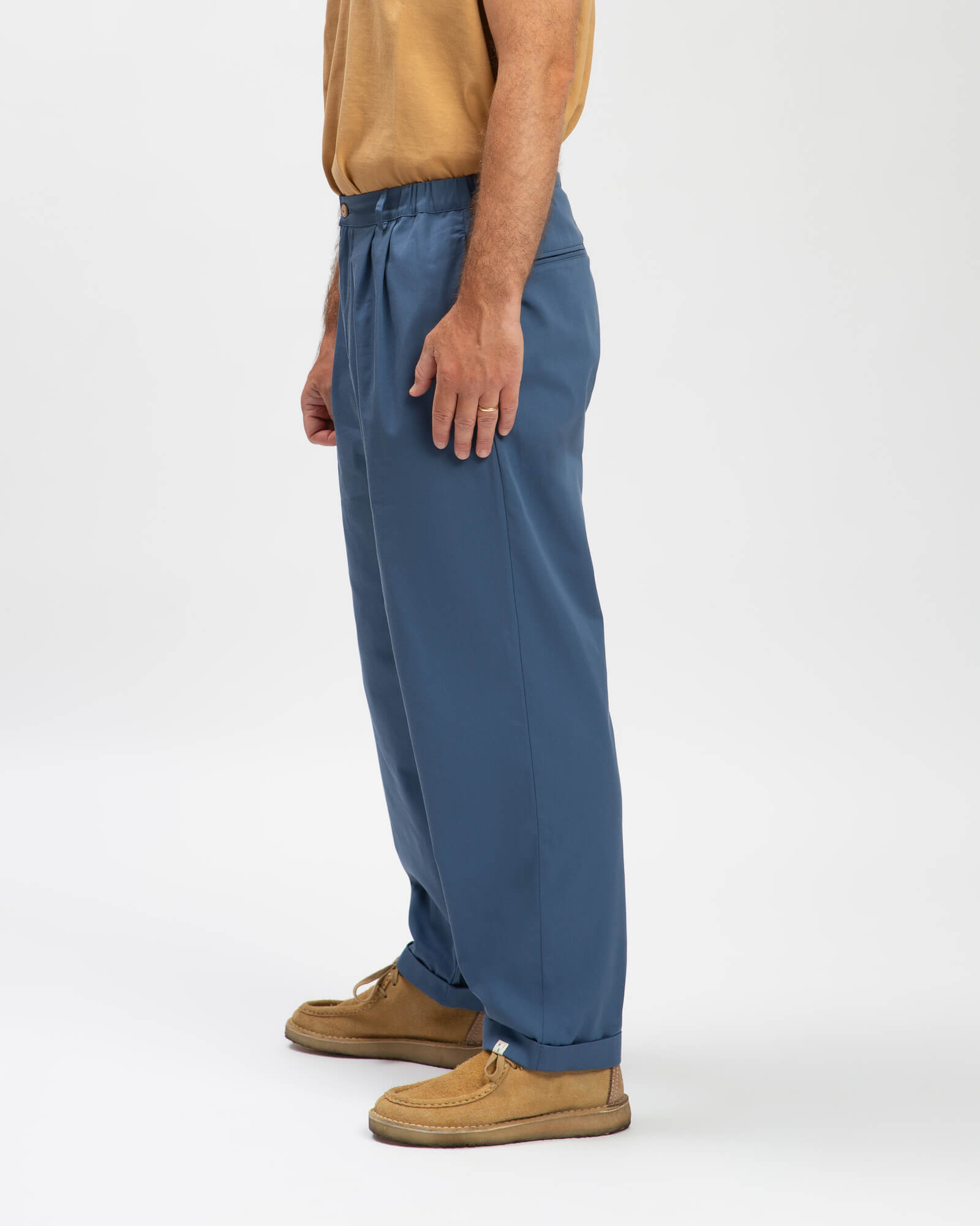 Pantalon en sergé de coton bleu de Matona