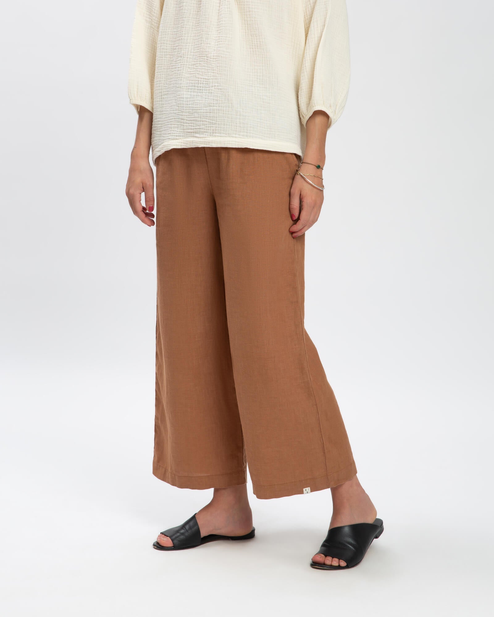 Culotte en lin marron de Matona