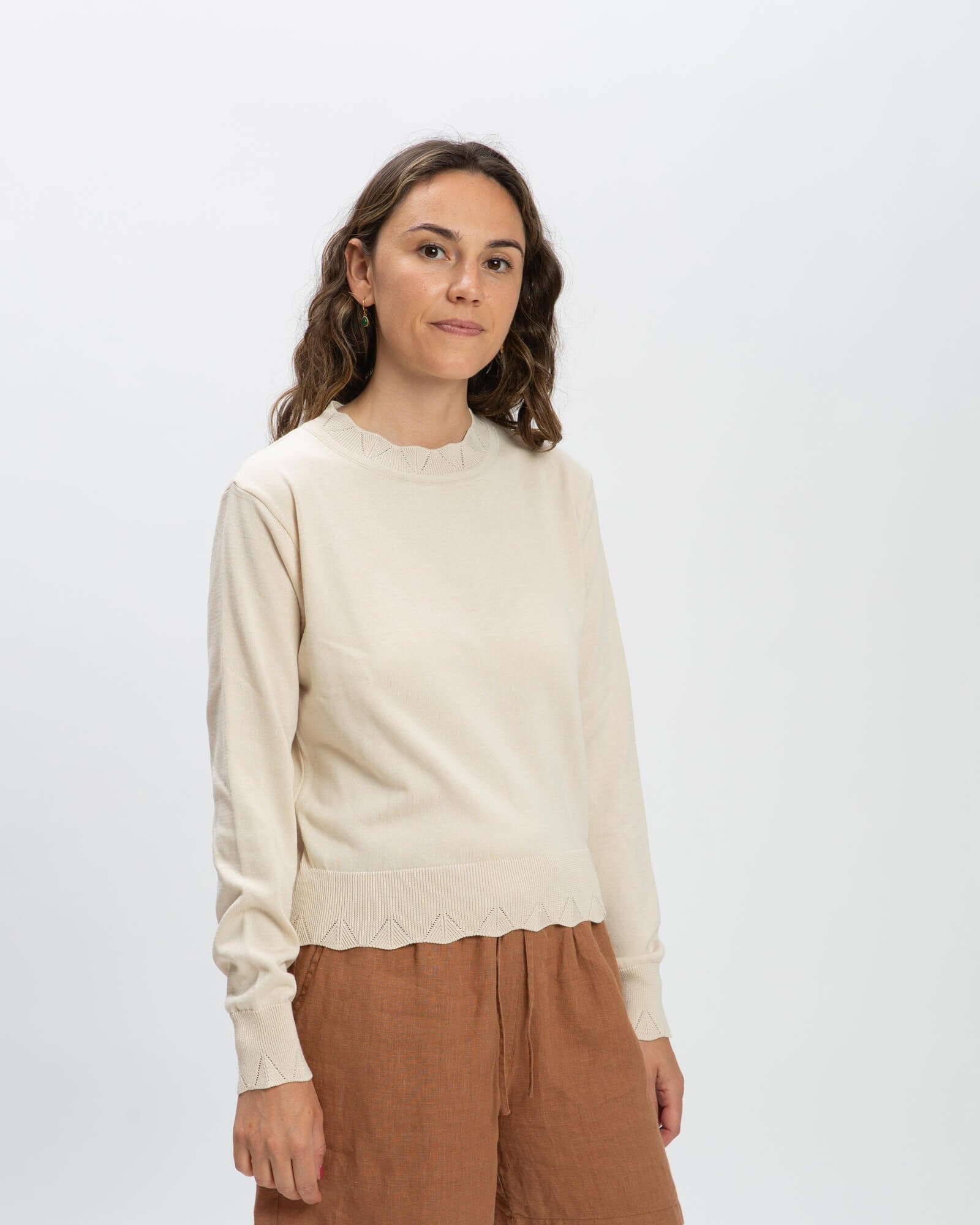 Beige Sweater Flower made of 100% cotton by Matona