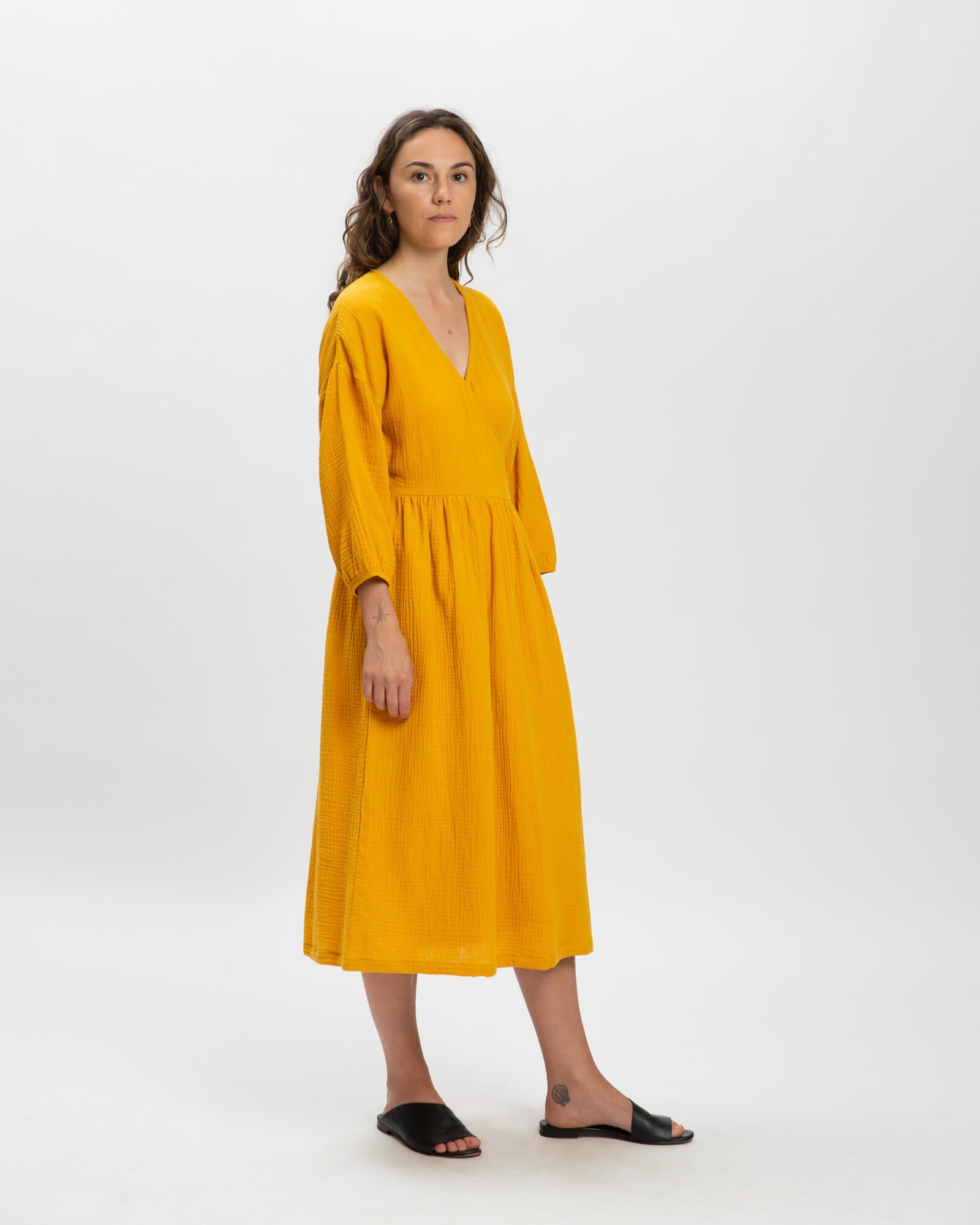 Robe Marigold Jaune en mousseline 100% coton biologique de Matona