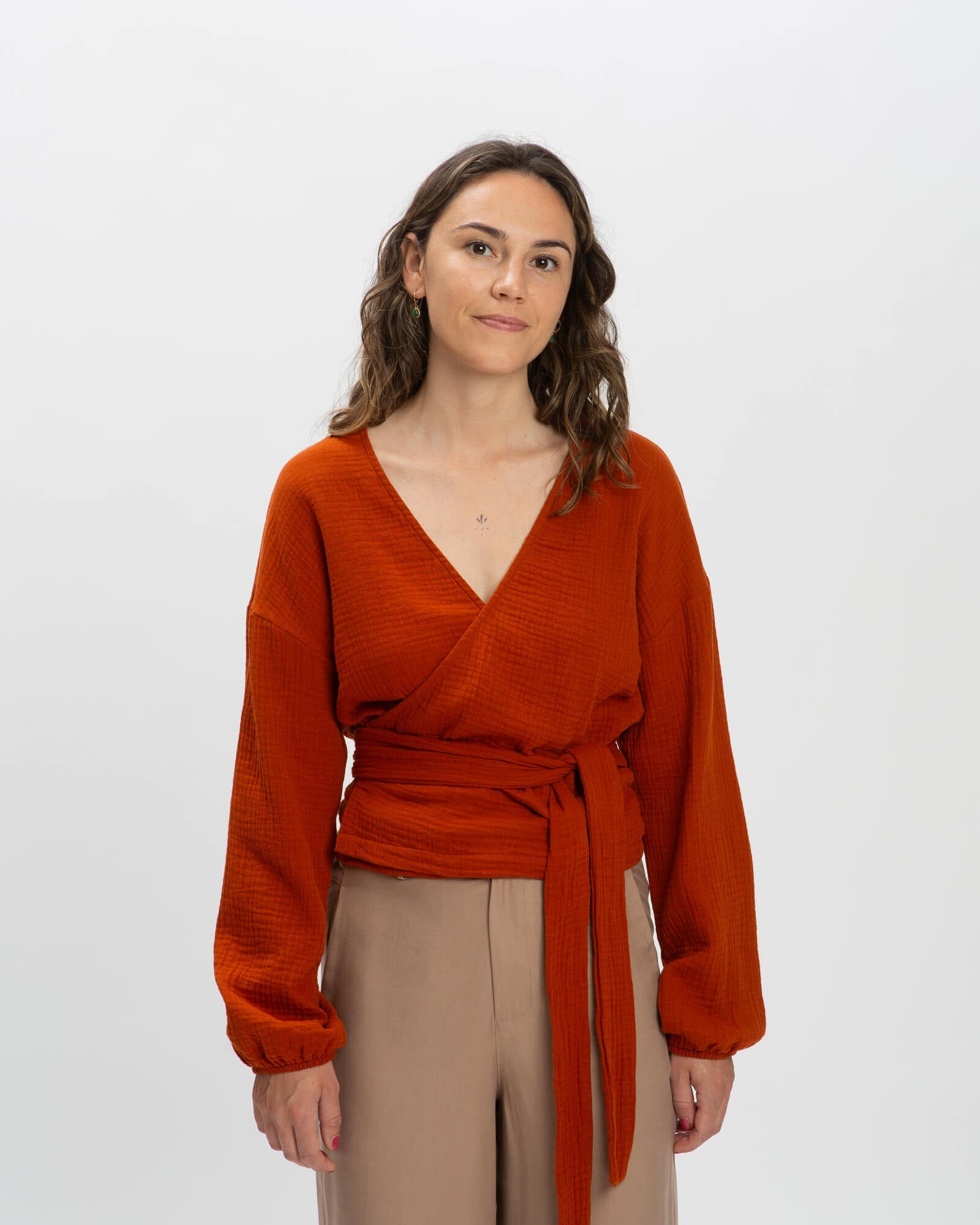 Red wrap blouse made of 100% organic cotton by Matona