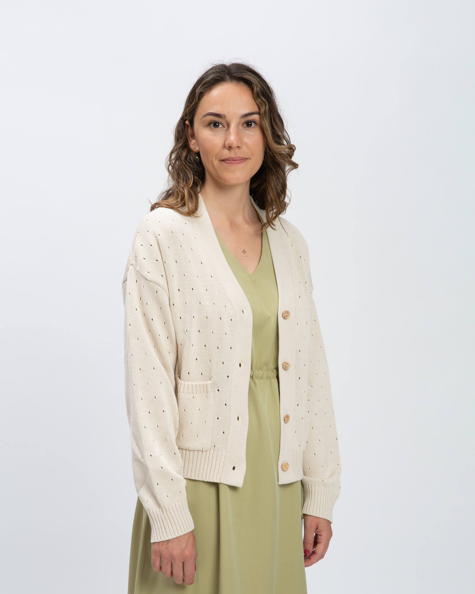 Beige cardigan made of 100% cotton by Matona