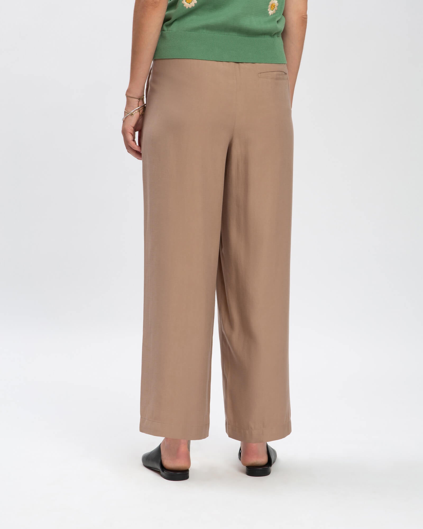 Pantalon Portabella marron en Tencel de Matona