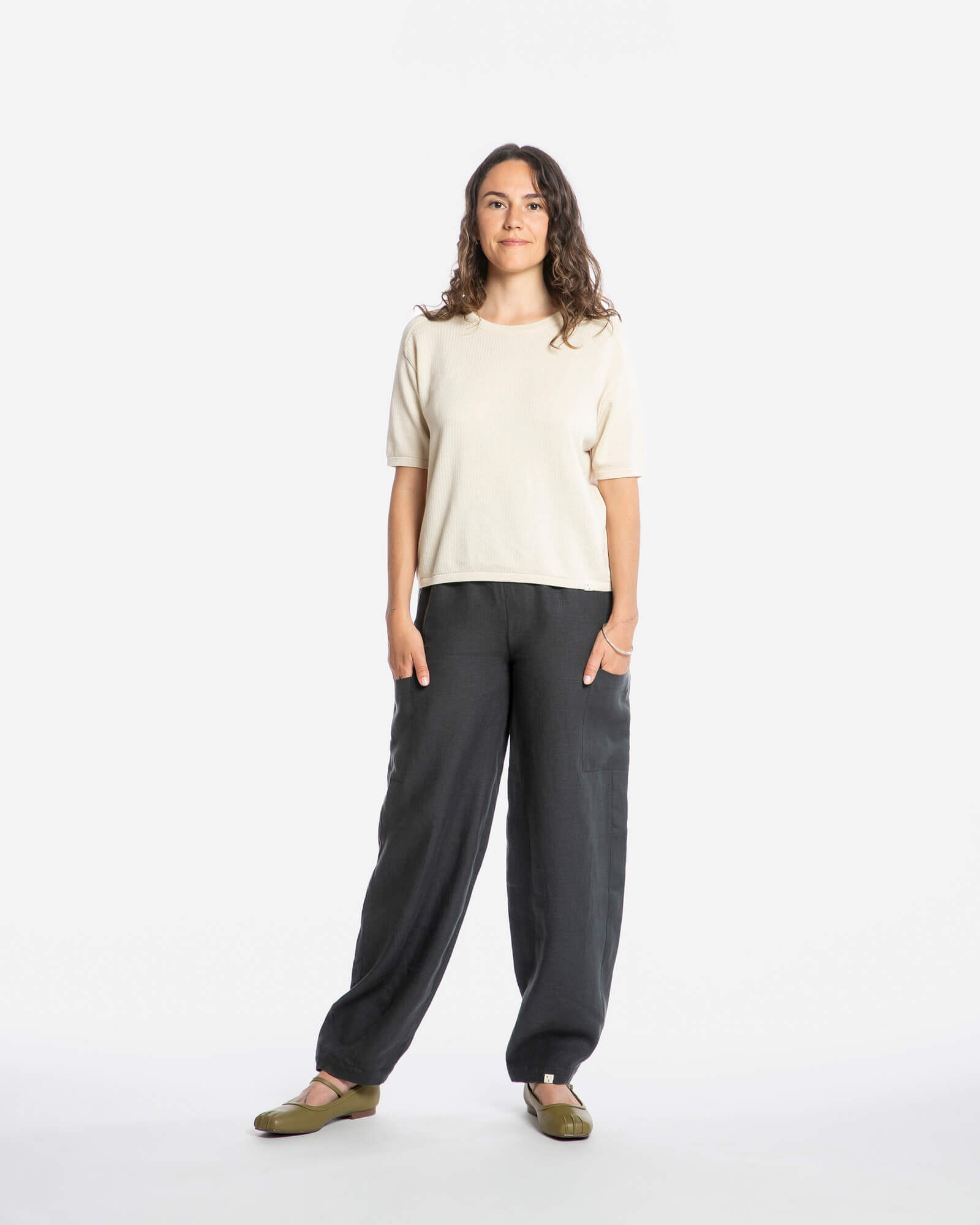 Schwarze Hose aus 100% Leinen von Matona