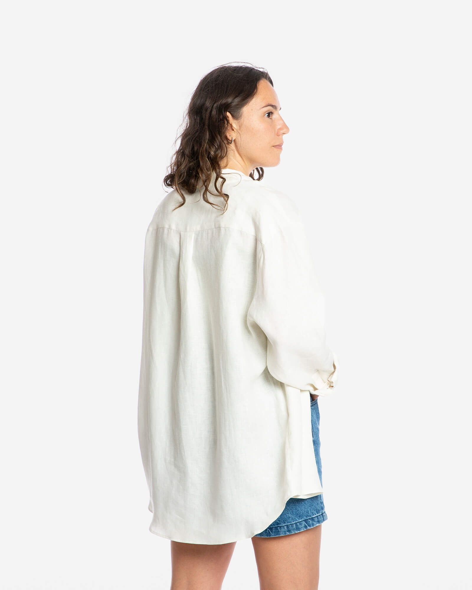 Weisse Leinenhemd aus 100% Leinen von Matona