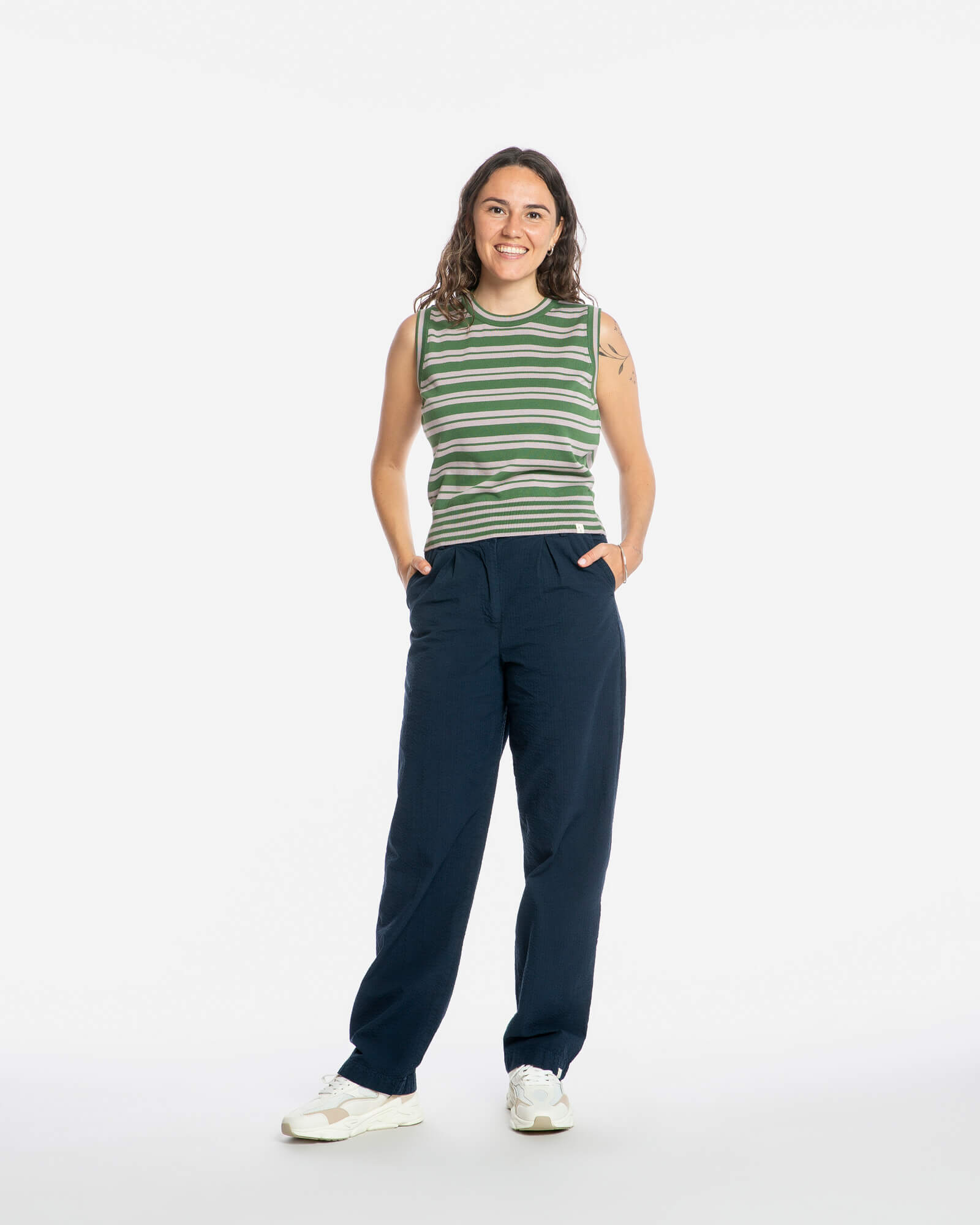 Dunkelblaue Hose aus 100% Bio-Baumwolle von Matona