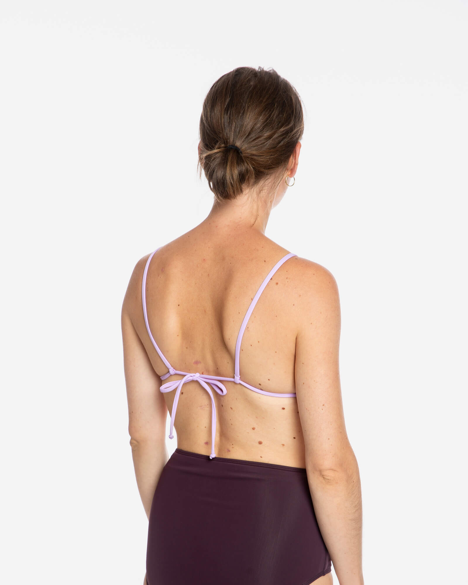 Haut de bikini triangle violet en Econyl durable de Matona