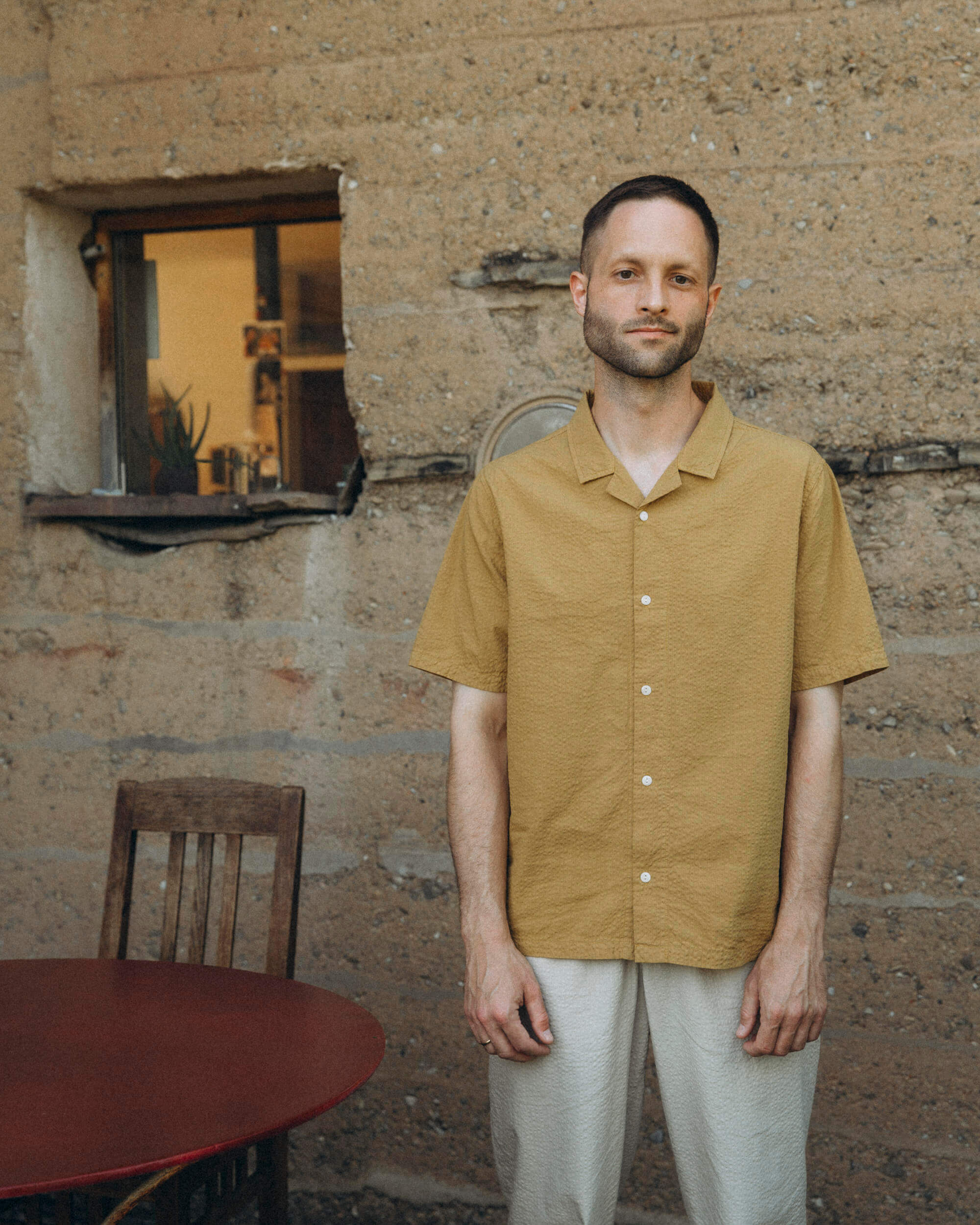 Yellow bowling shirt made from 100% organic cotton by Matona