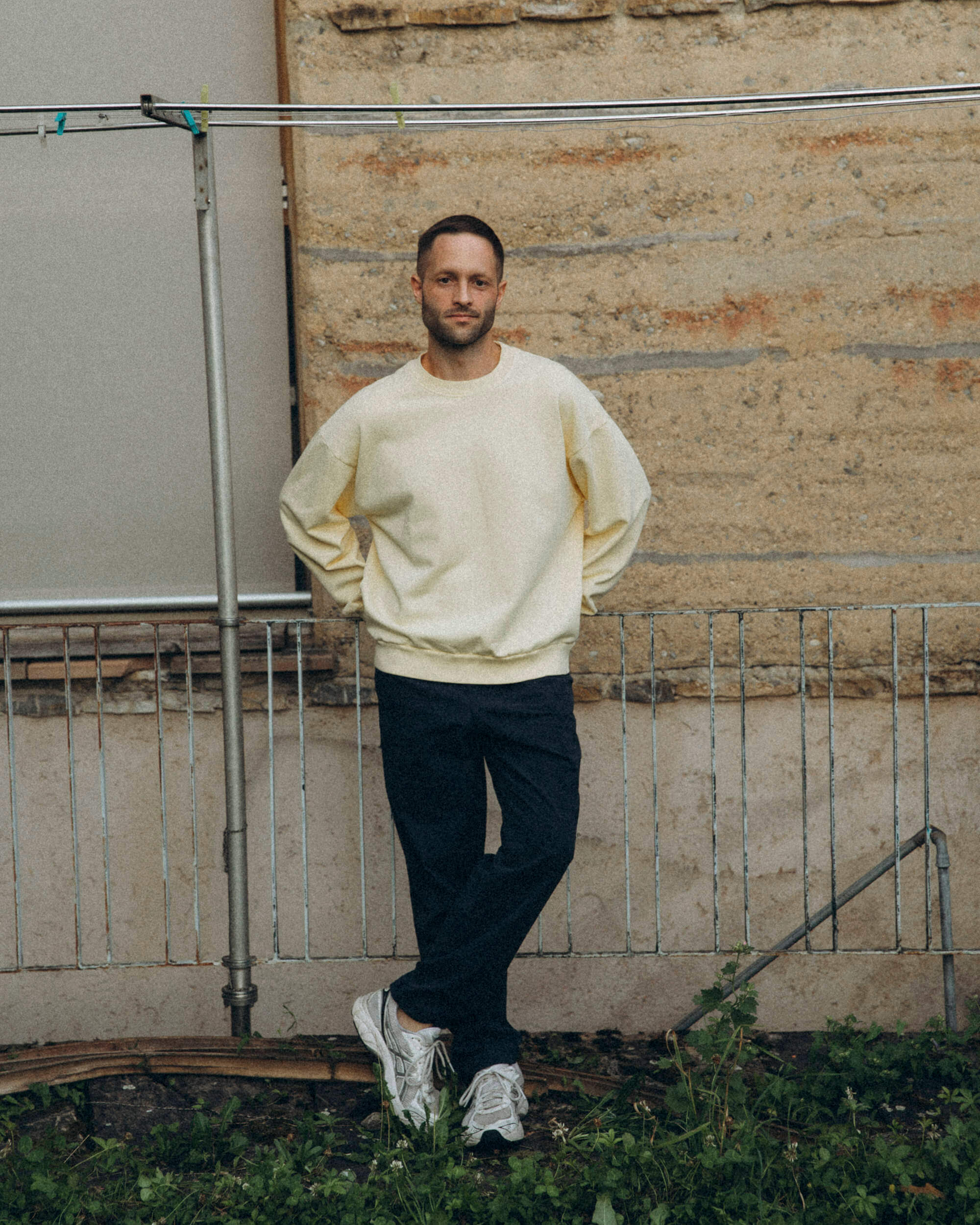 Sweat-shirt jaune en coton 100 % biologique de la marque Matona