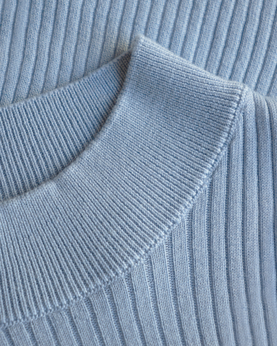 Hellblaues Strick Top aus Merinwolle von Rotholz