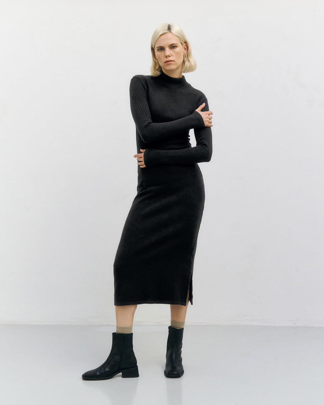 Schwarzes Kleid aus 100% Bio-Baumwolle von Rotholz
