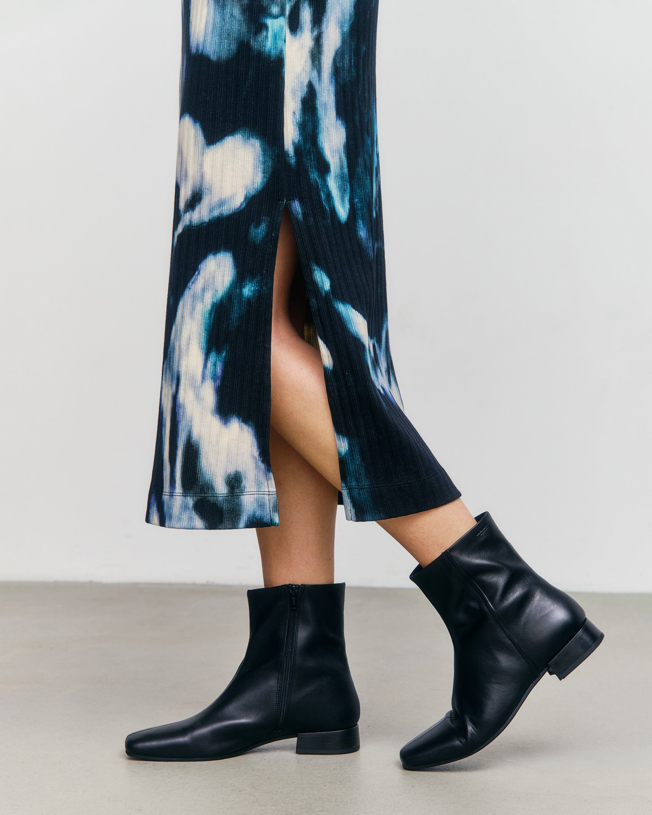 Geripptes Kleid Tie Dye aus Bio-Baumwolle von Rotholz