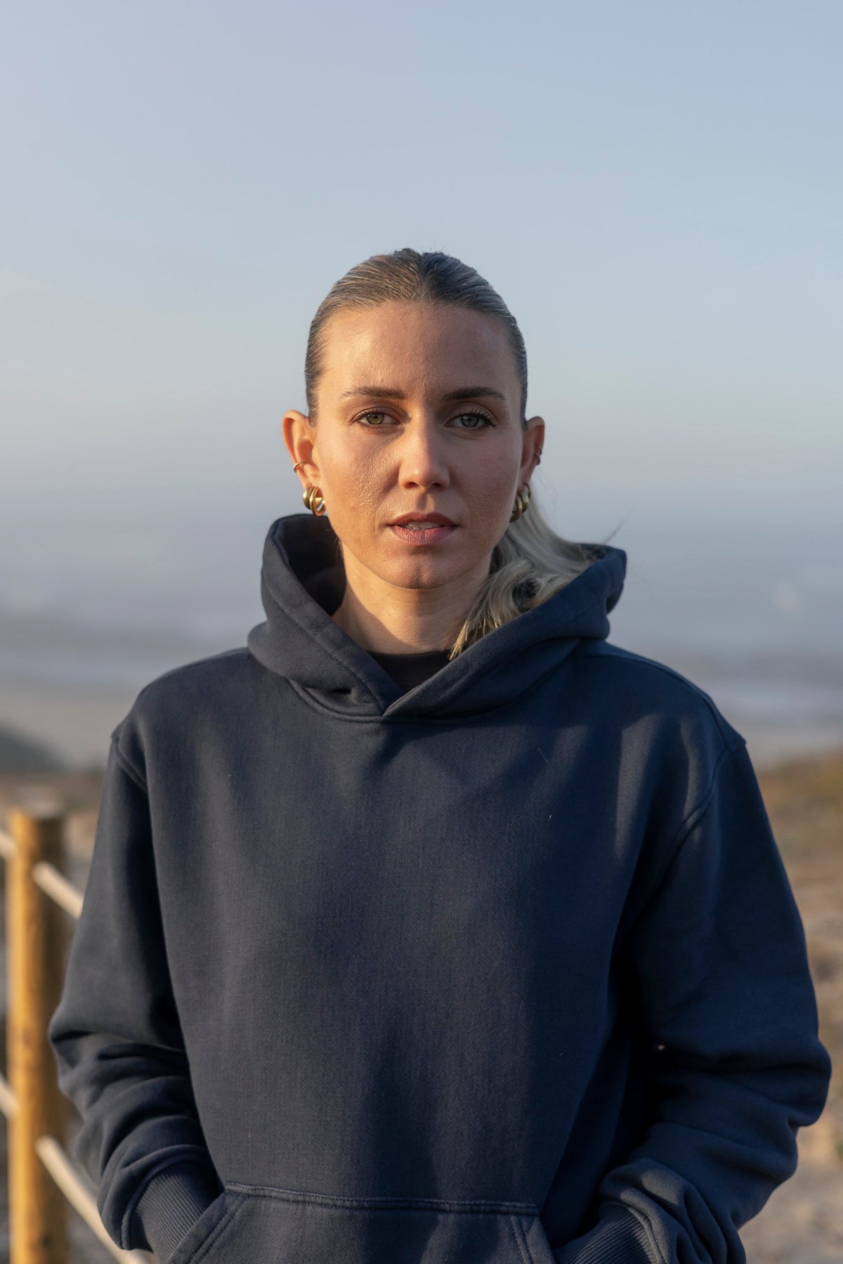 Oversized Hoodie aus 100% Bio-Baumwolle von DIRTS