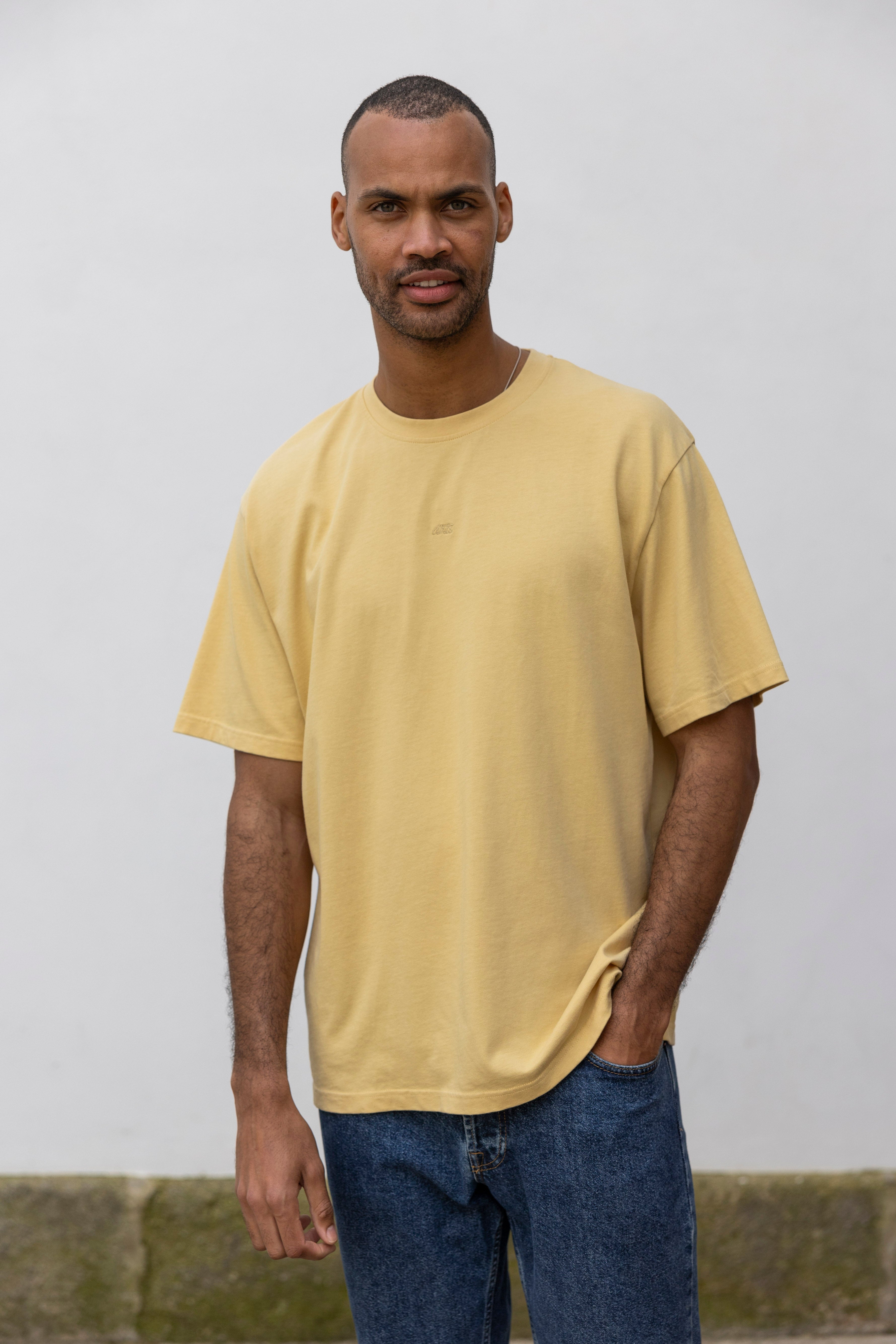 Heavy Cotton Logo T-Shirt OVERSIZED by Dirts made of organic cotton