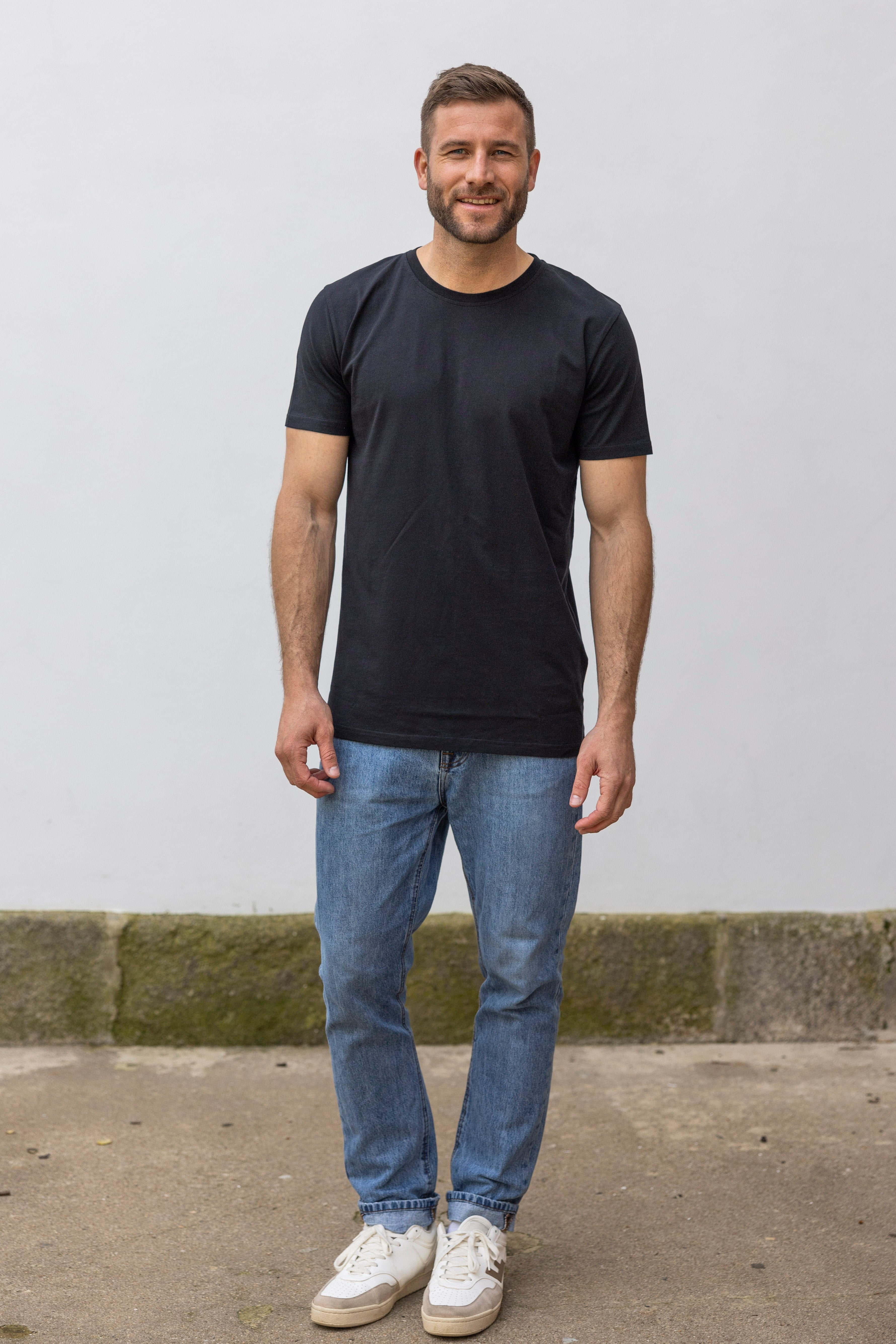 Premium Blank T-Shirt SLIM 2.0 aus Bio Baumwolle von DIRTS