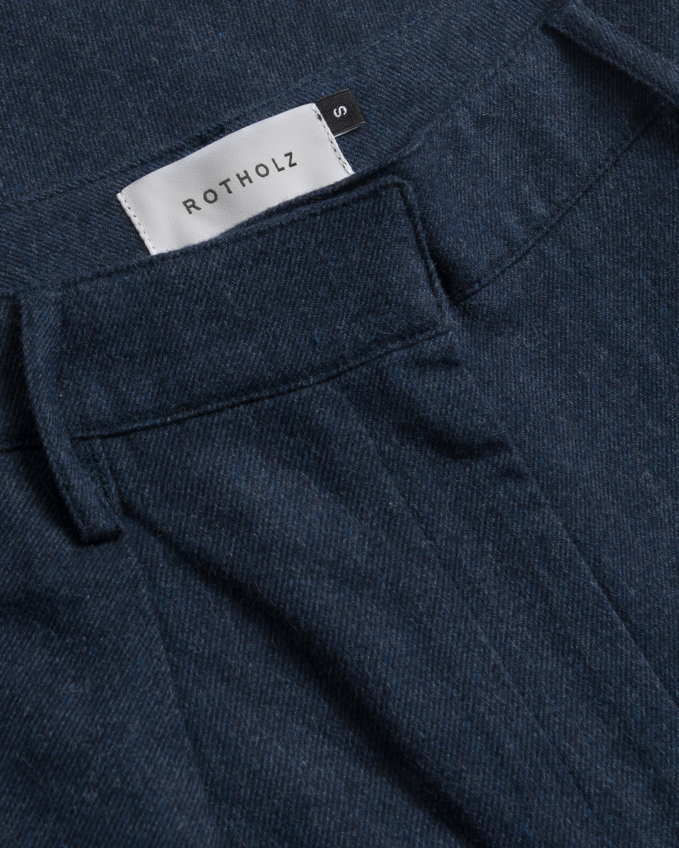Dunkelblaue Flanellhose High-Waist aus 100% Bio-Baumwolle von Rotholz