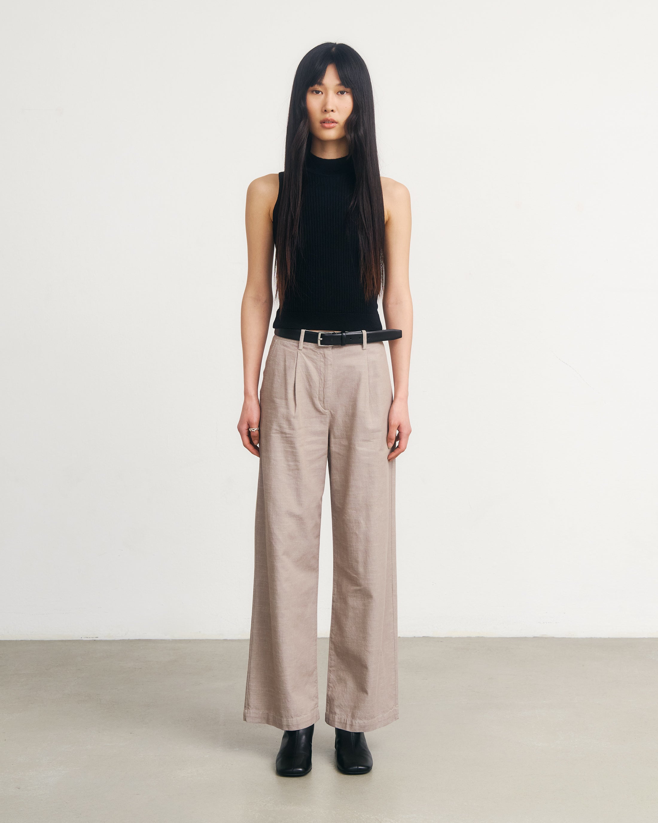 Beige High-Waist Trousers Made from 100% Organic Cotton by Rotholz