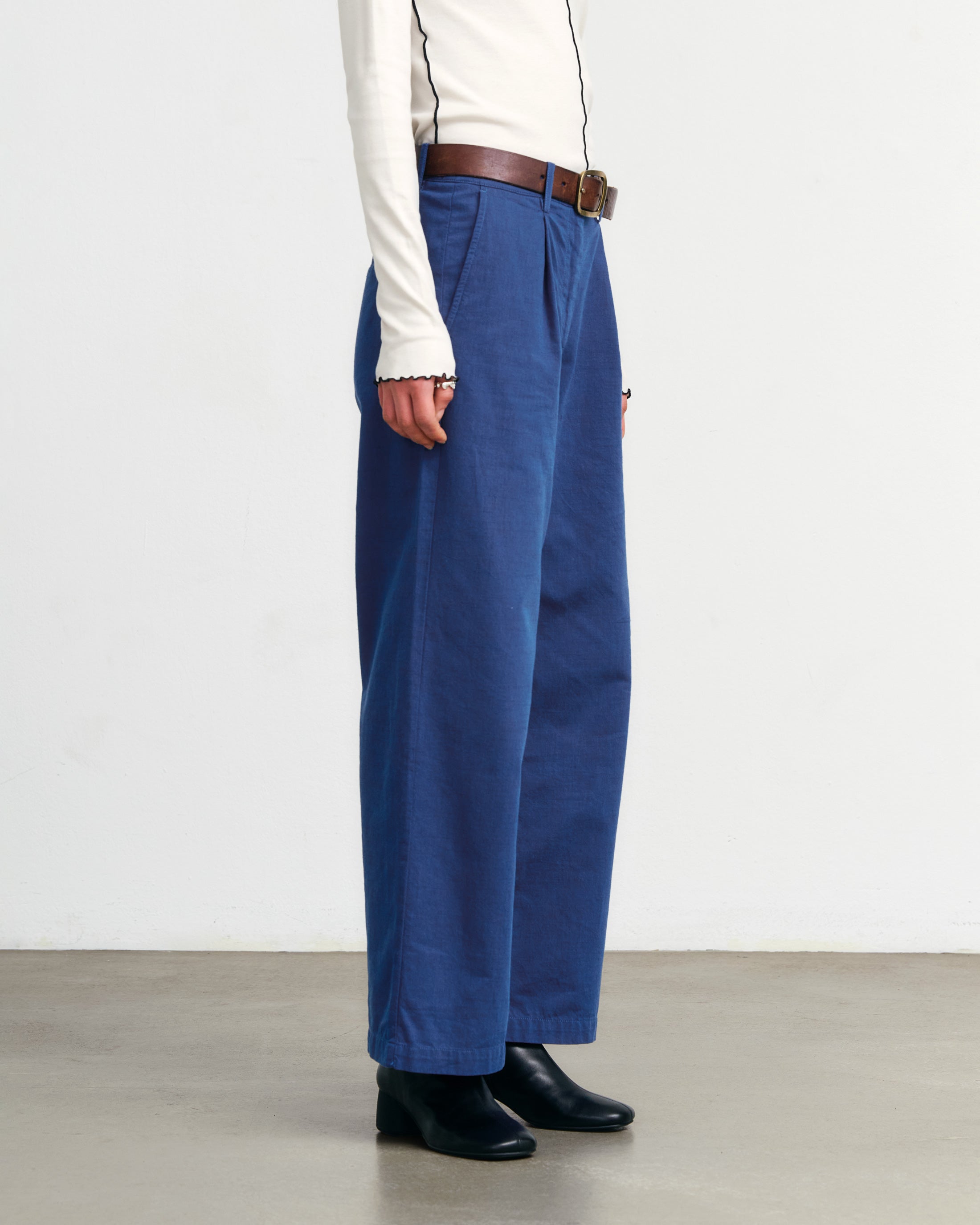 Blaue Hose High Waist aus 100% Bio-Baumwolle von Rotholz