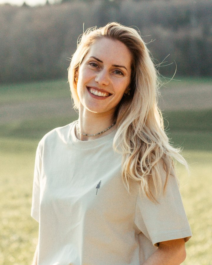 TreeShirt Pumice in beige aus Bio Baumwolle von NIKIN