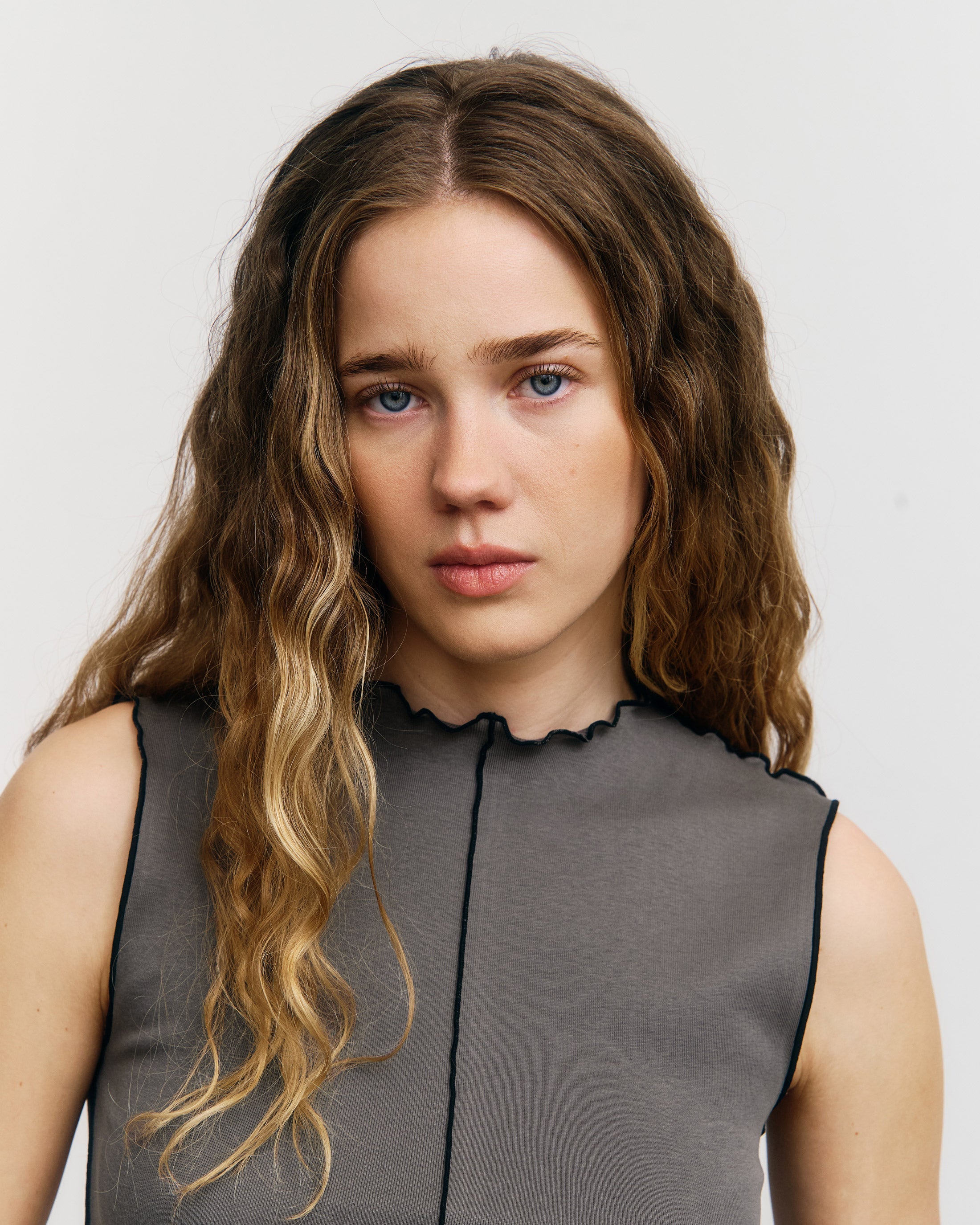 Graues Top Pin-Tucked aus Bio-Baumwolle von Rotholz