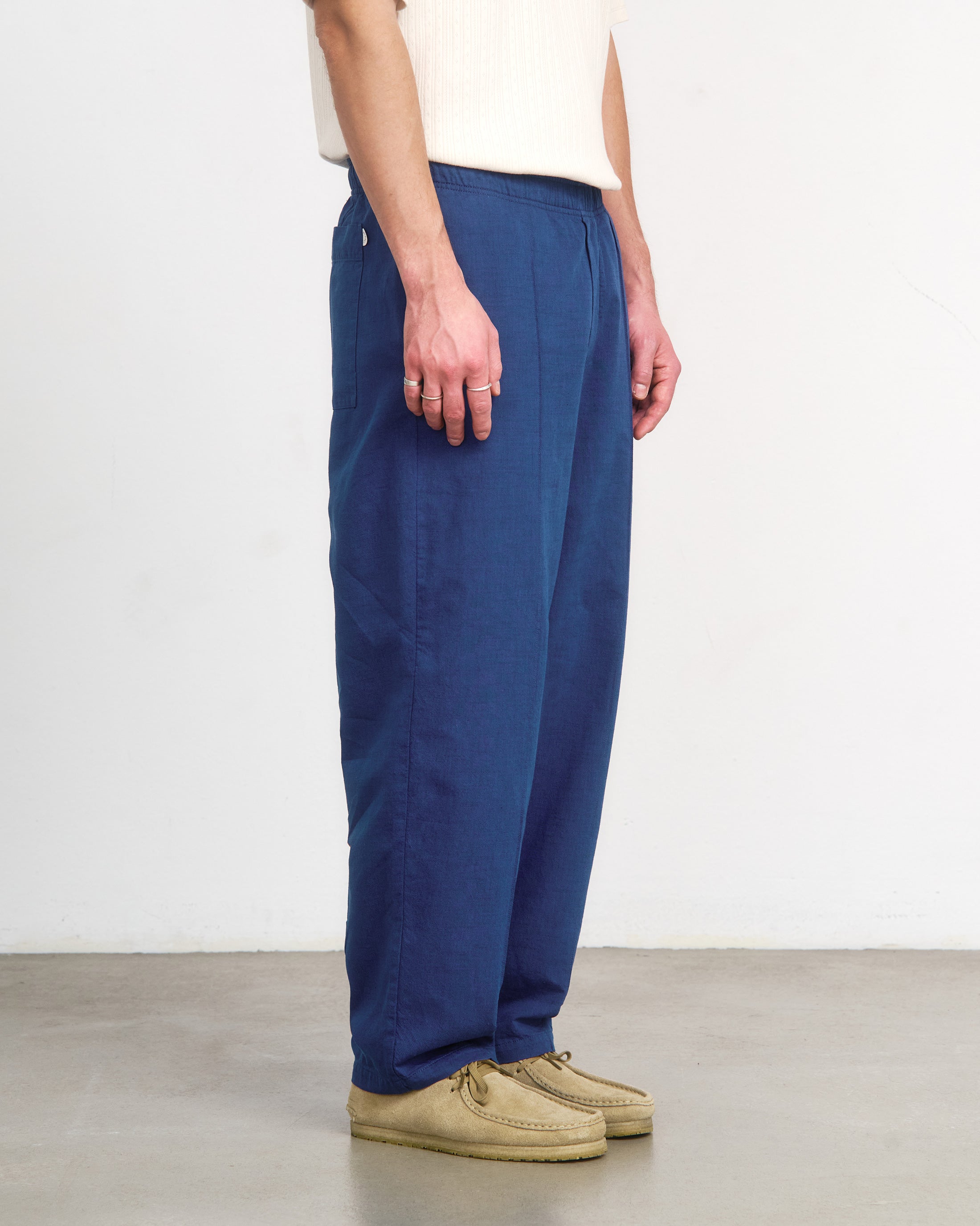Blaue Bundfaltenhose Weit aus Bio-Baumwolle von Rotholz